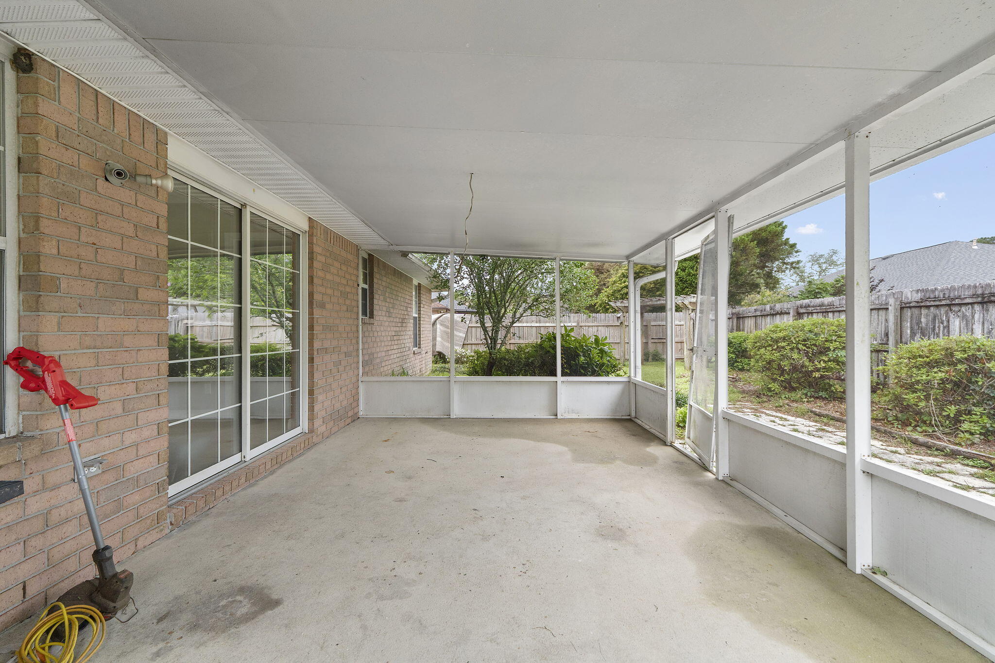 CROWN POINTE - Residential