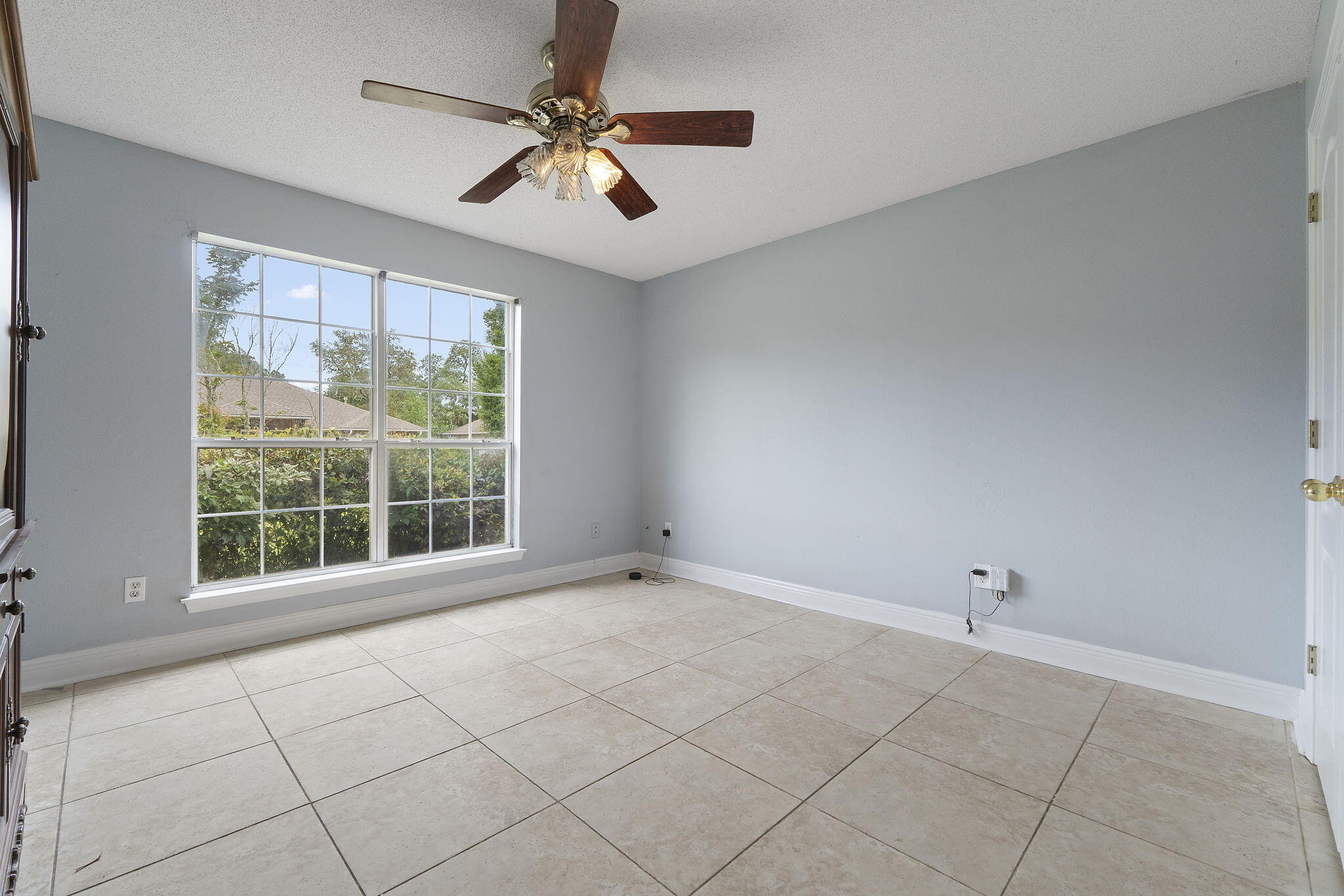 CROWN POINTE - Residential