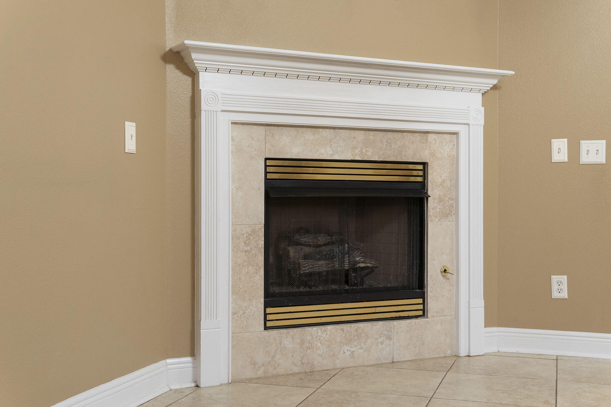 CROWN POINTE - Residential