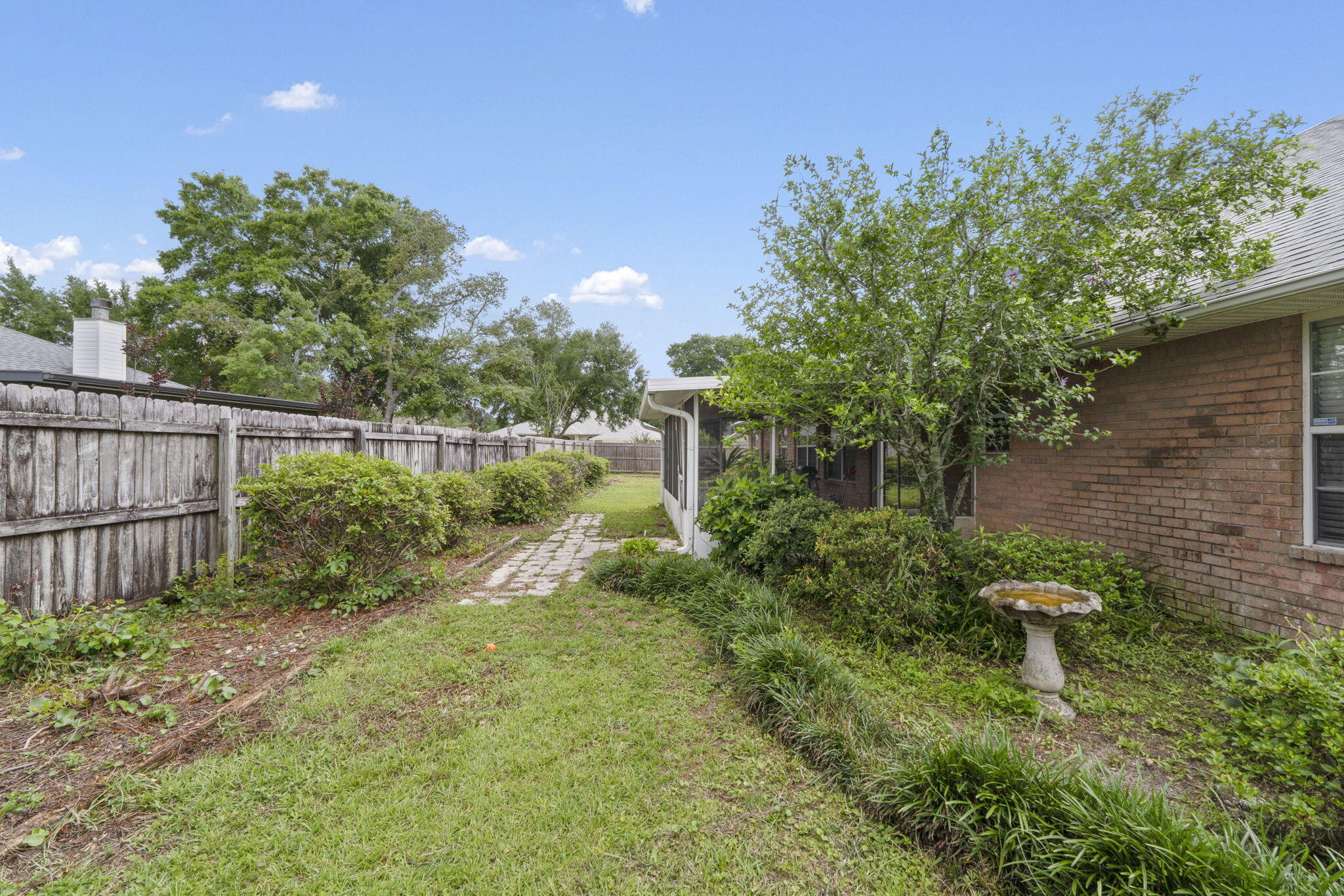 CROWN POINTE - Residential
