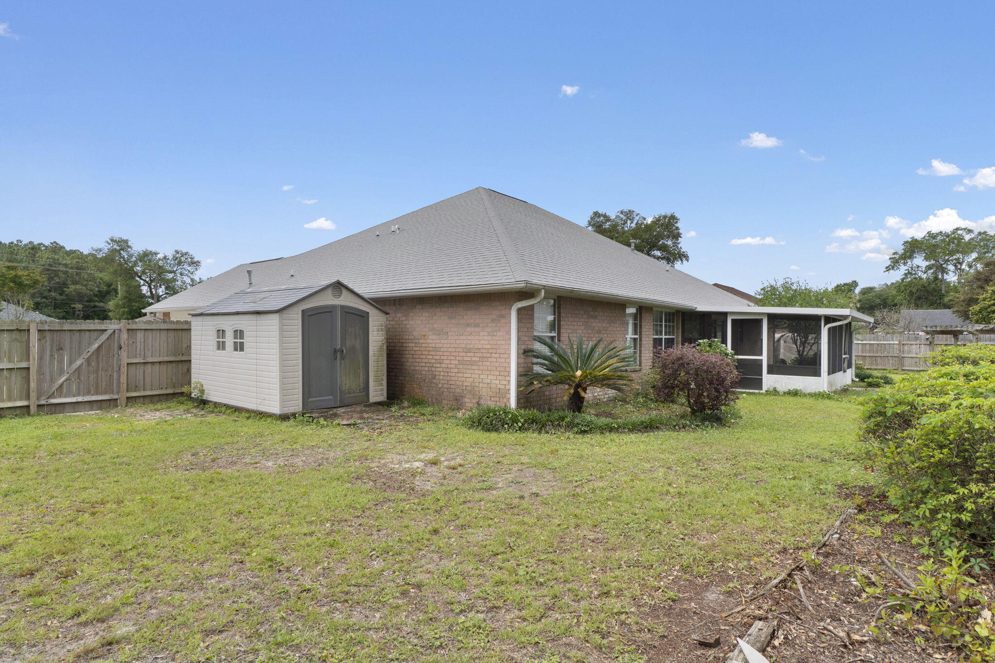 CROWN POINTE - Residential