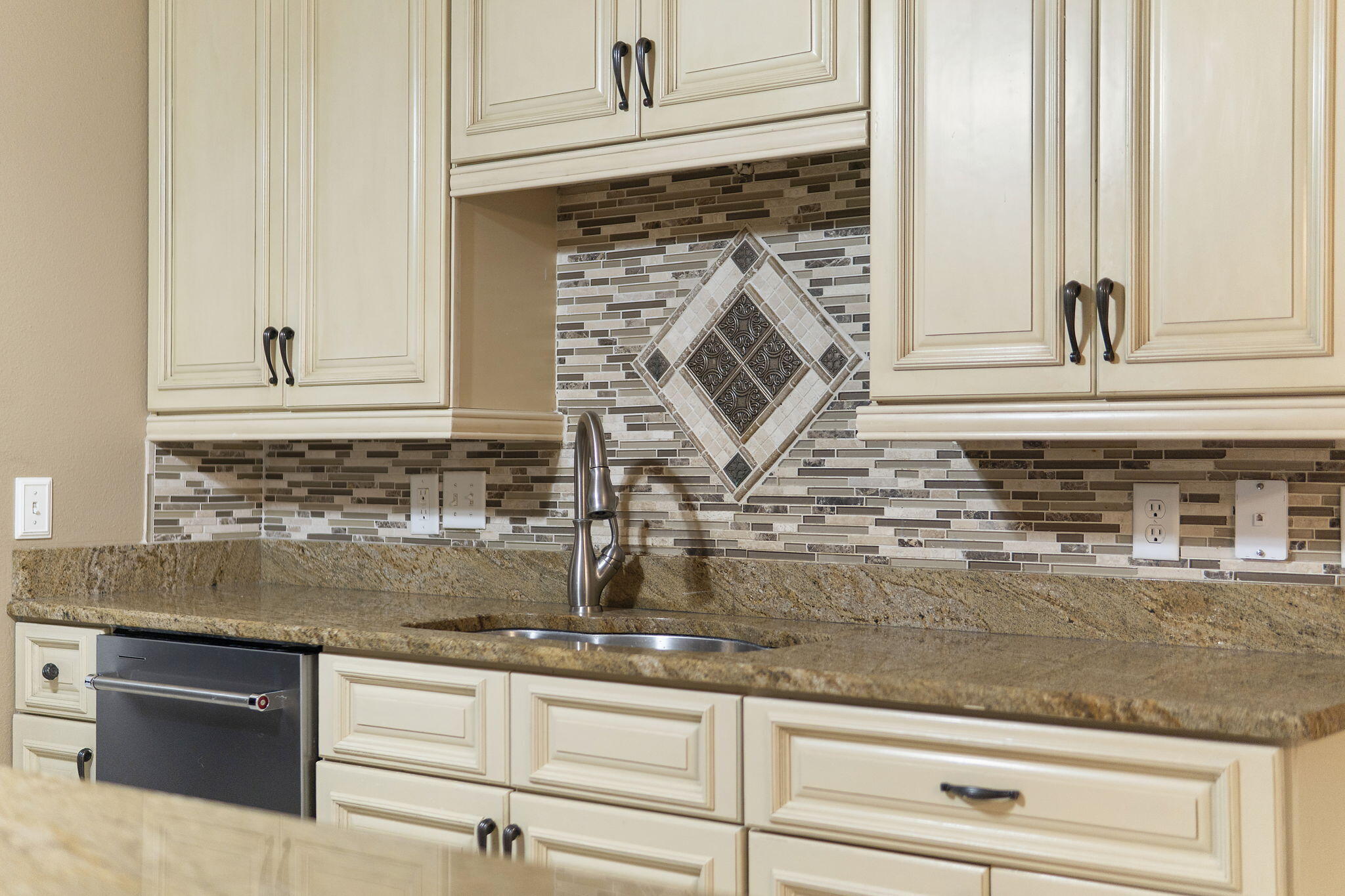 CROWN POINTE - Residential
