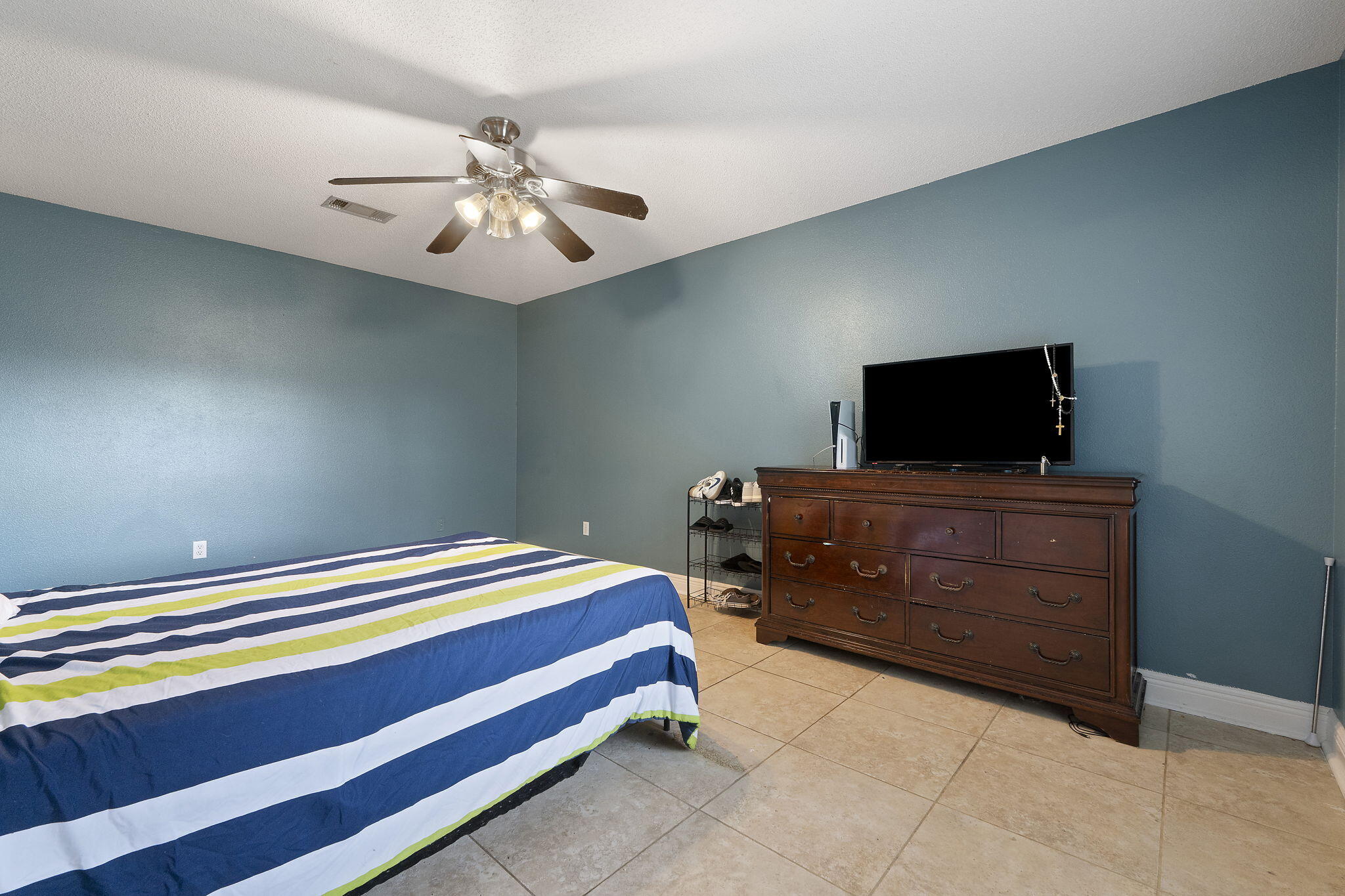 CROWN POINTE - Residential