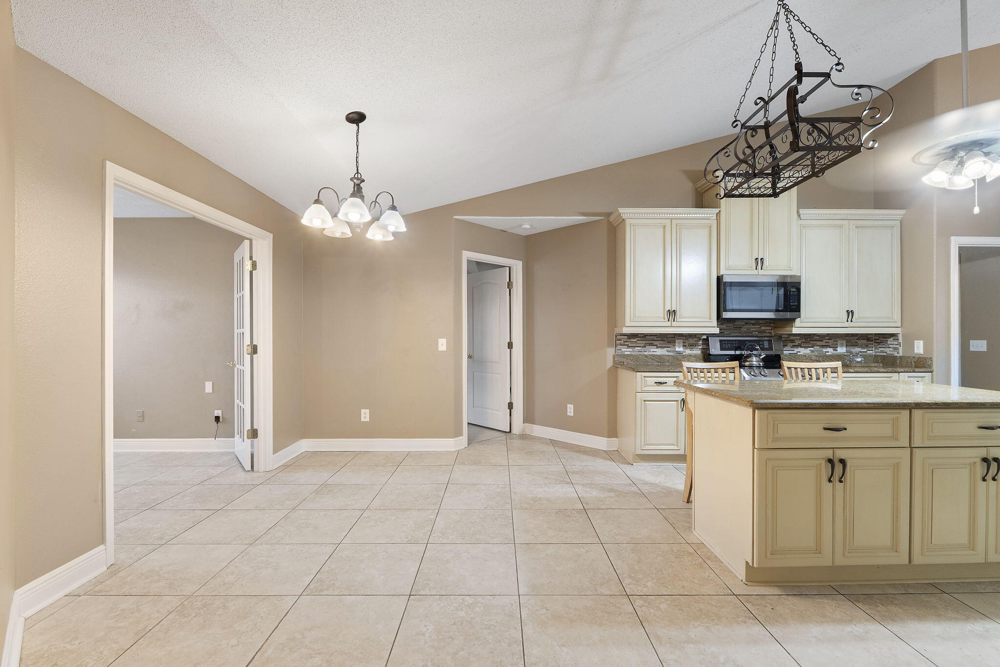 CROWN POINTE - Residential