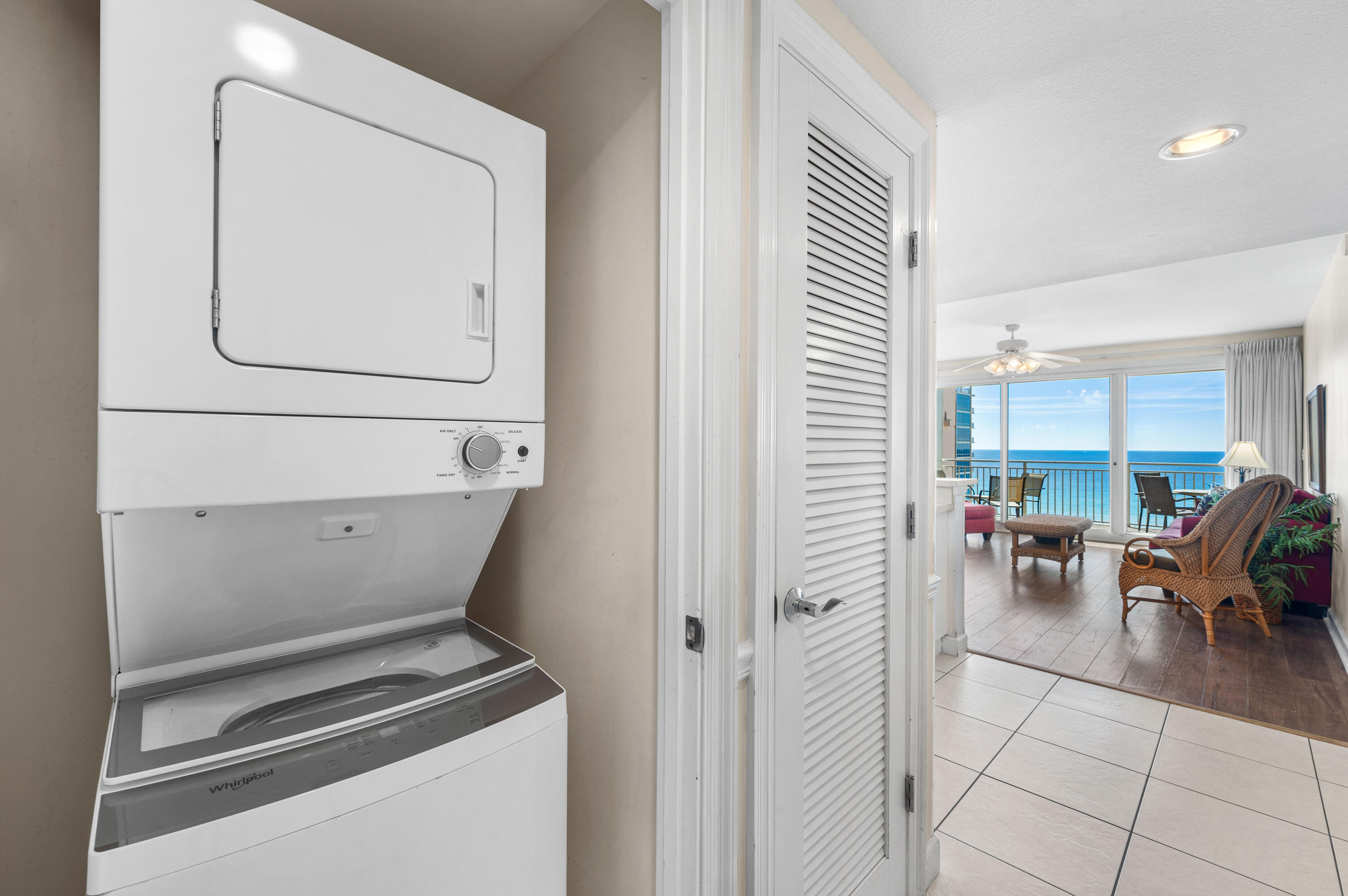 STERLING SHORES - Residential