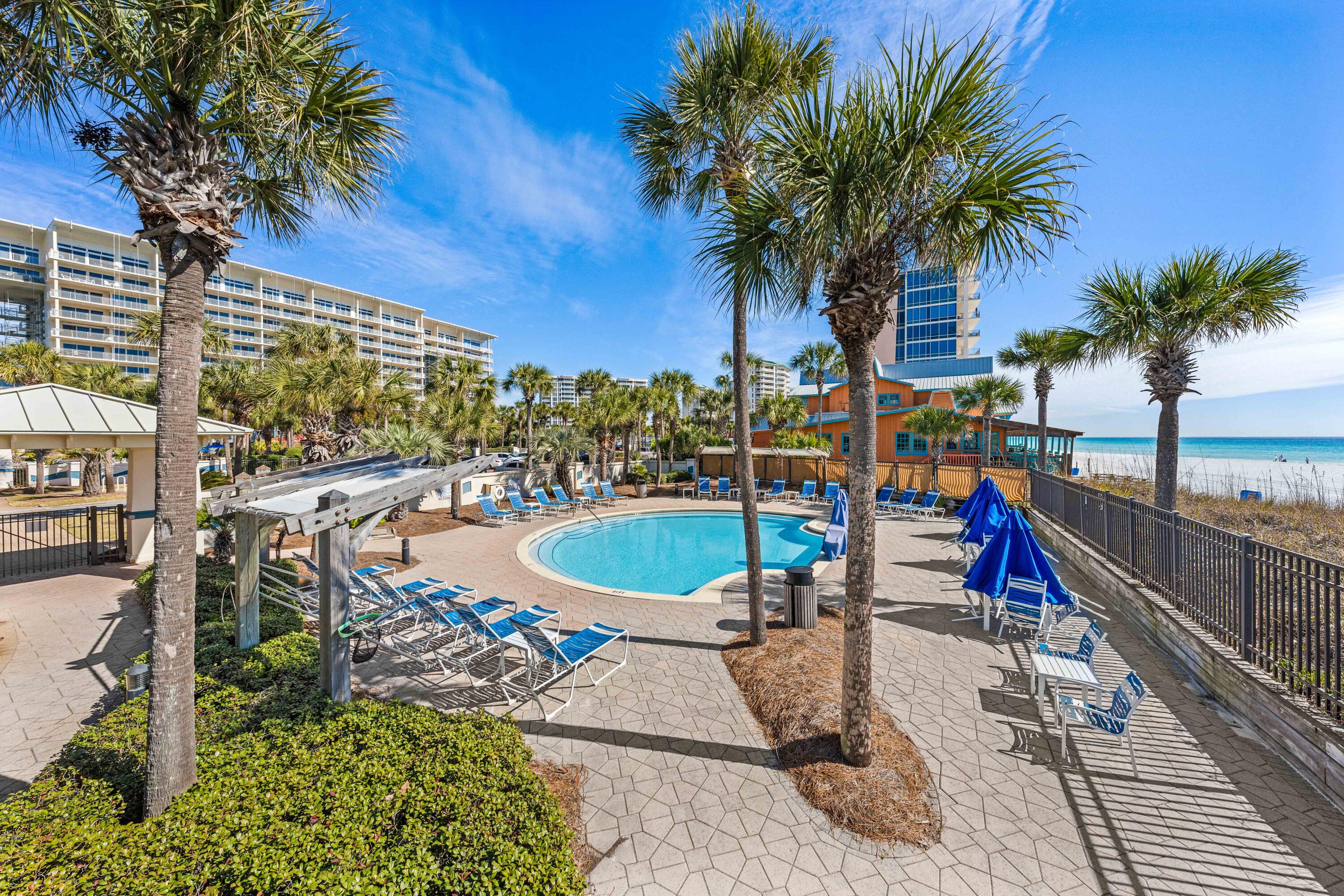 STERLING SHORES - Residential