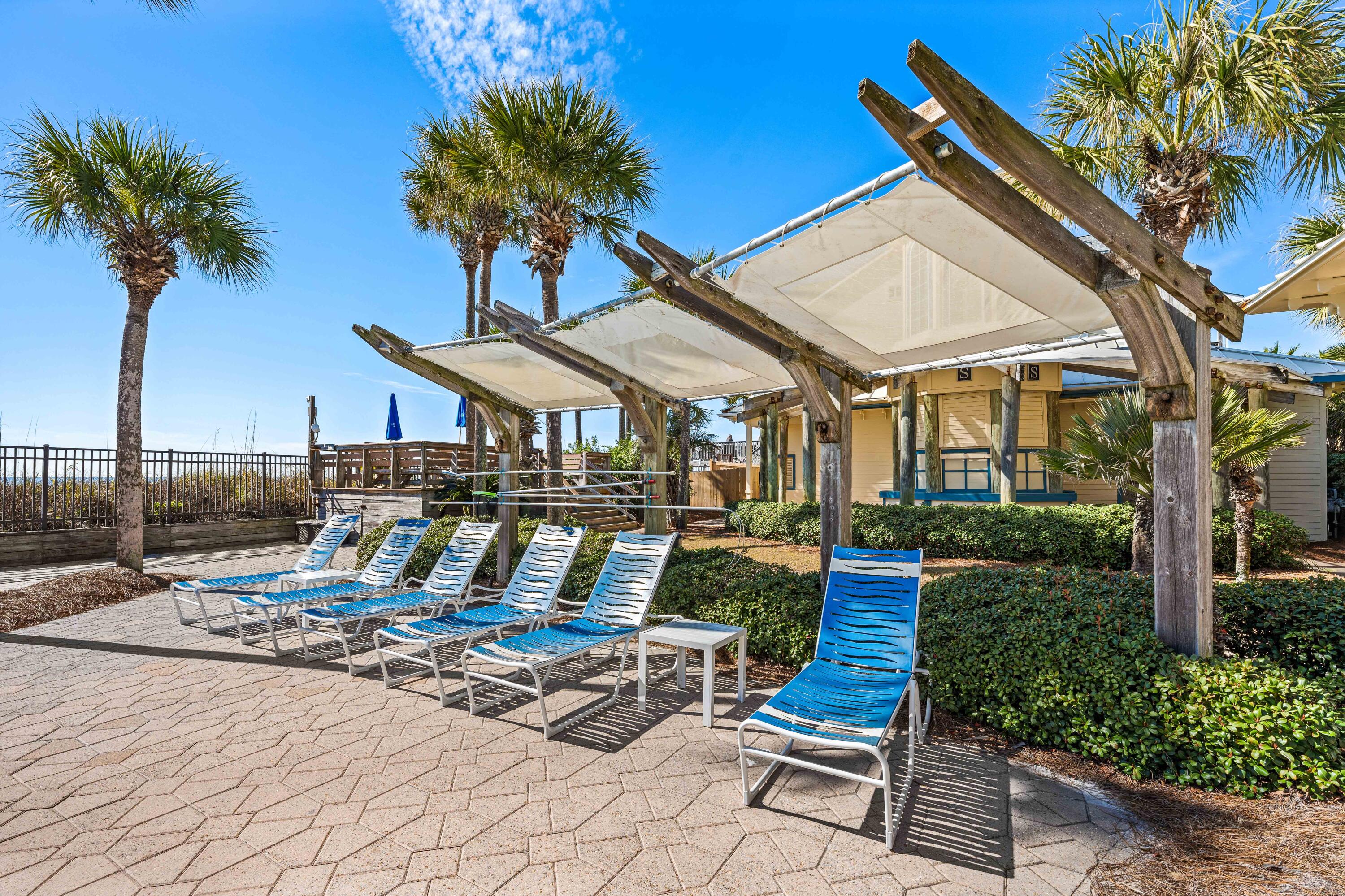 STERLING SHORES - Residential