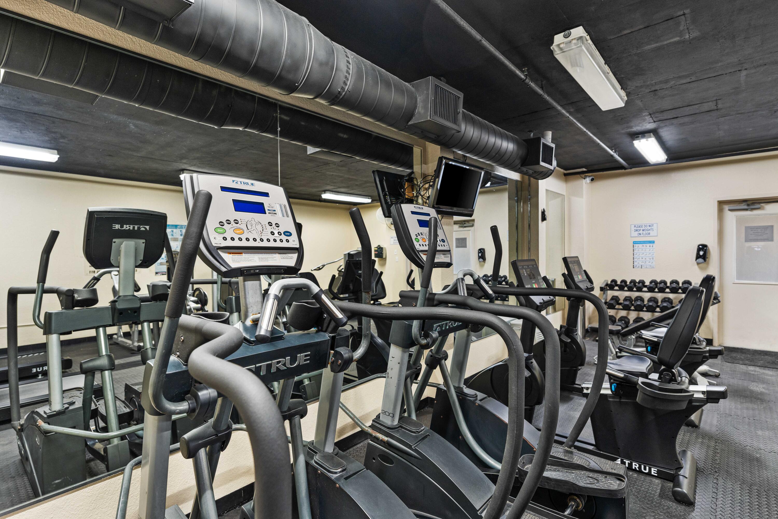 STERLING SHORES - Residential