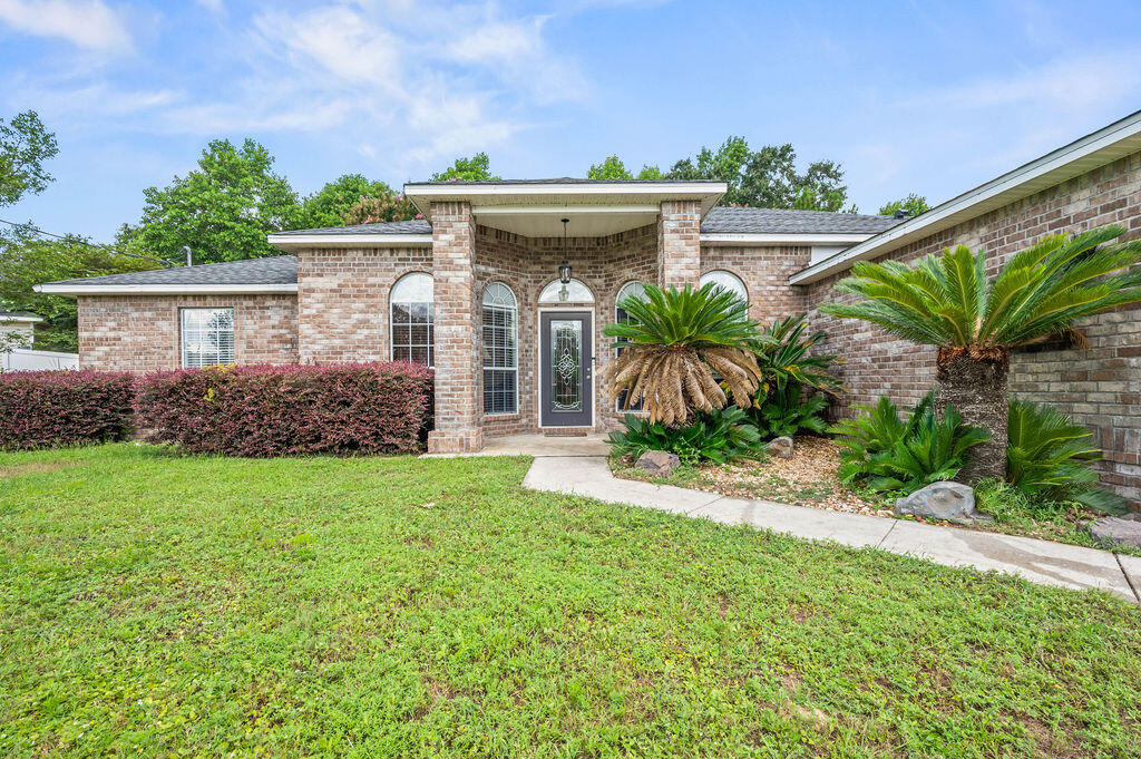 COUNTRYVIEW ESTATES 10TH ADDN - Residential