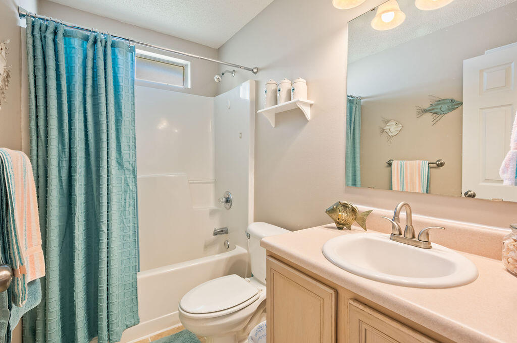 COUNTRYVIEW ESTATES 10TH ADDN - Residential
