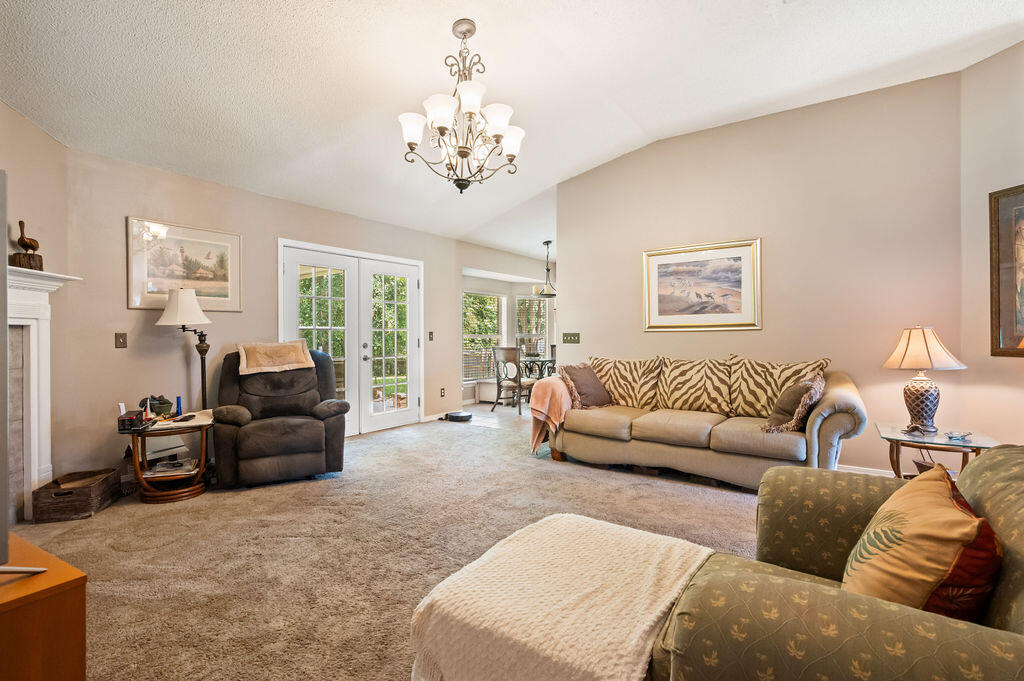 COUNTRYVIEW ESTATES 10TH ADDN - Residential
