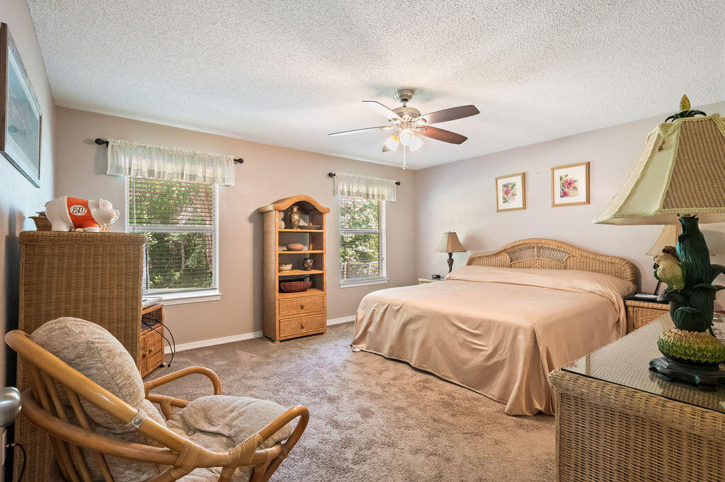 COUNTRYVIEW ESTATES 10TH ADDN - Residential