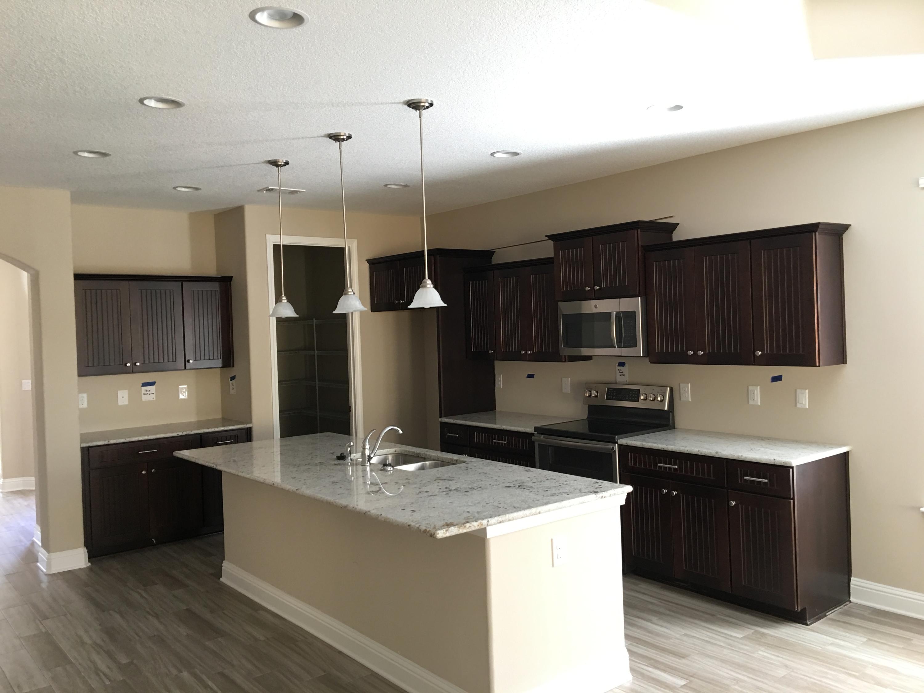 OAK SHADOWS - Residential