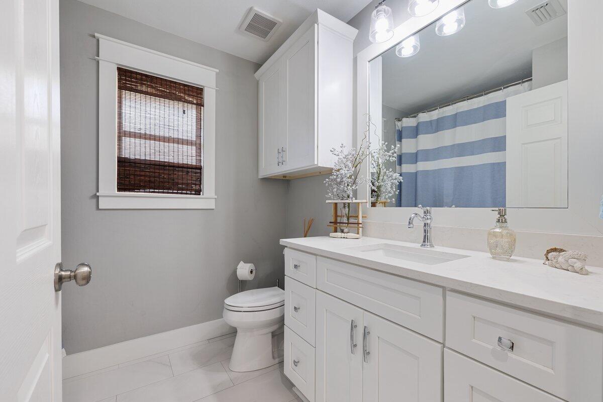 INDIAN LAKE - Residential