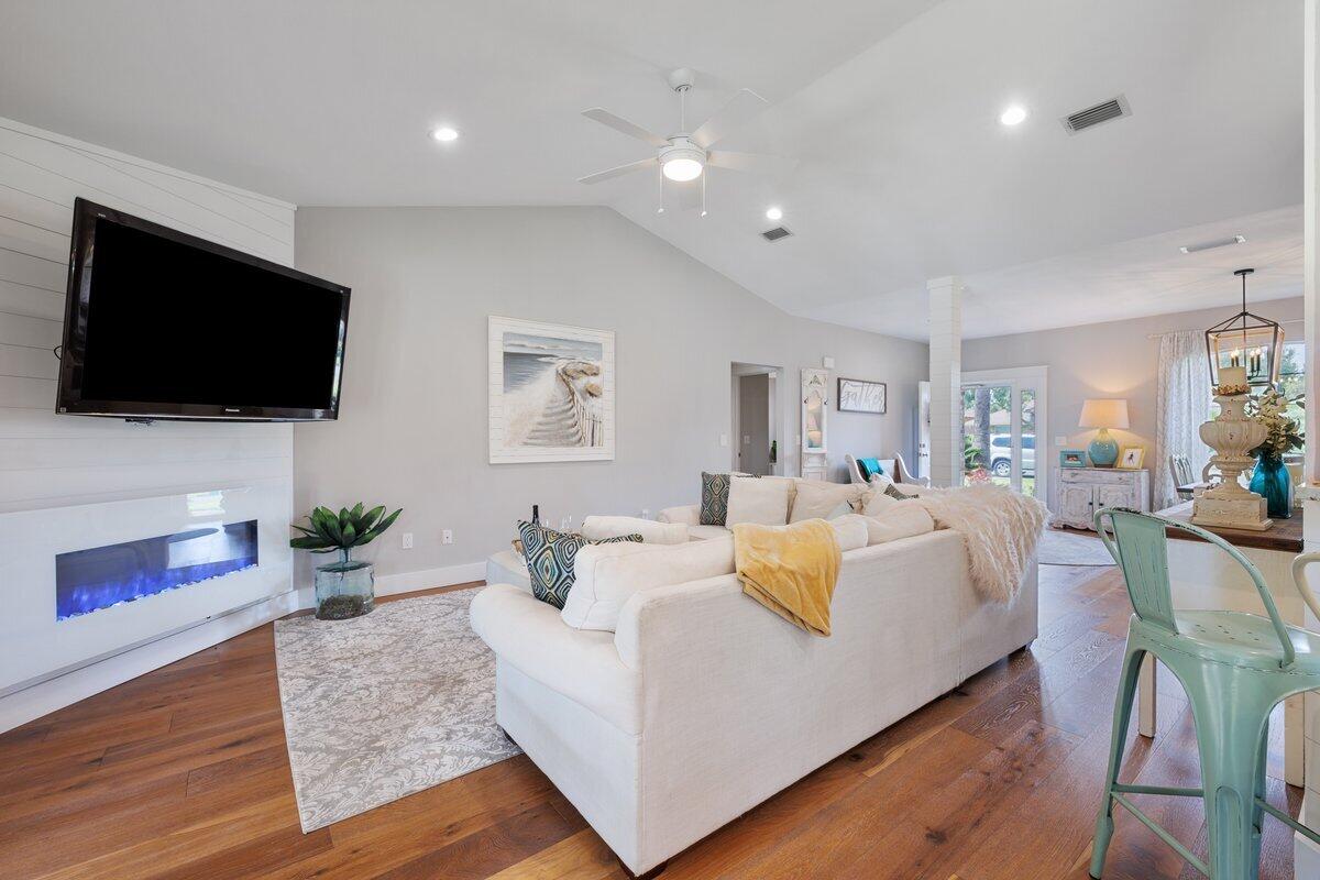 INDIAN LAKE - Residential