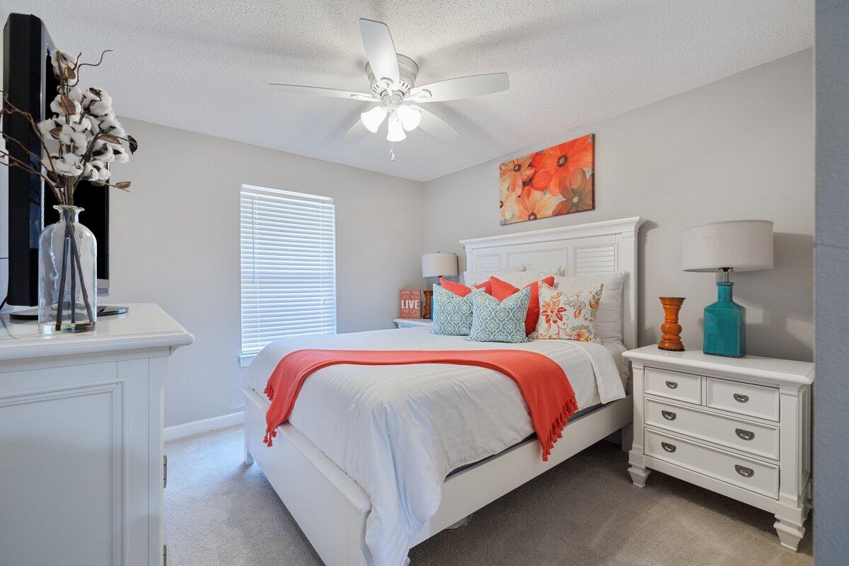 INDIAN LAKE - Residential