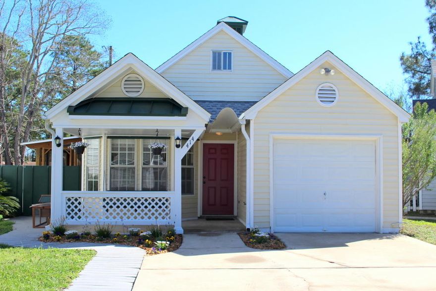 ADORABLE, AFFORDABLE HOME IN GOOD NEIGHBORHOOD WITH ONE CAR GARAGE, SCREENED PORCH, FENCED BACK YARD, NEW ROOF & 2 YEAR OLD HVAC! Why rent? You can own your own home w/a low monthly payment & peace of mind as the ''big'' ticket items have both been replaced. Storybook chic, a fresh exterior w/white lattice & front porch swing welcome you home. High ceilings, an open floor plan & lots of windows provide an open, airy feel and unique features like a bay window & built in book case in the living room & cozy corner window in the master provide charm. A pantry & small eating bar accent the large kitchen. The screened porch allows you to enjoy the Fl. lifestyle & the fenced backyard w/shed provides privacy. Located in the heart of FWB, this darling home is close to everything.
