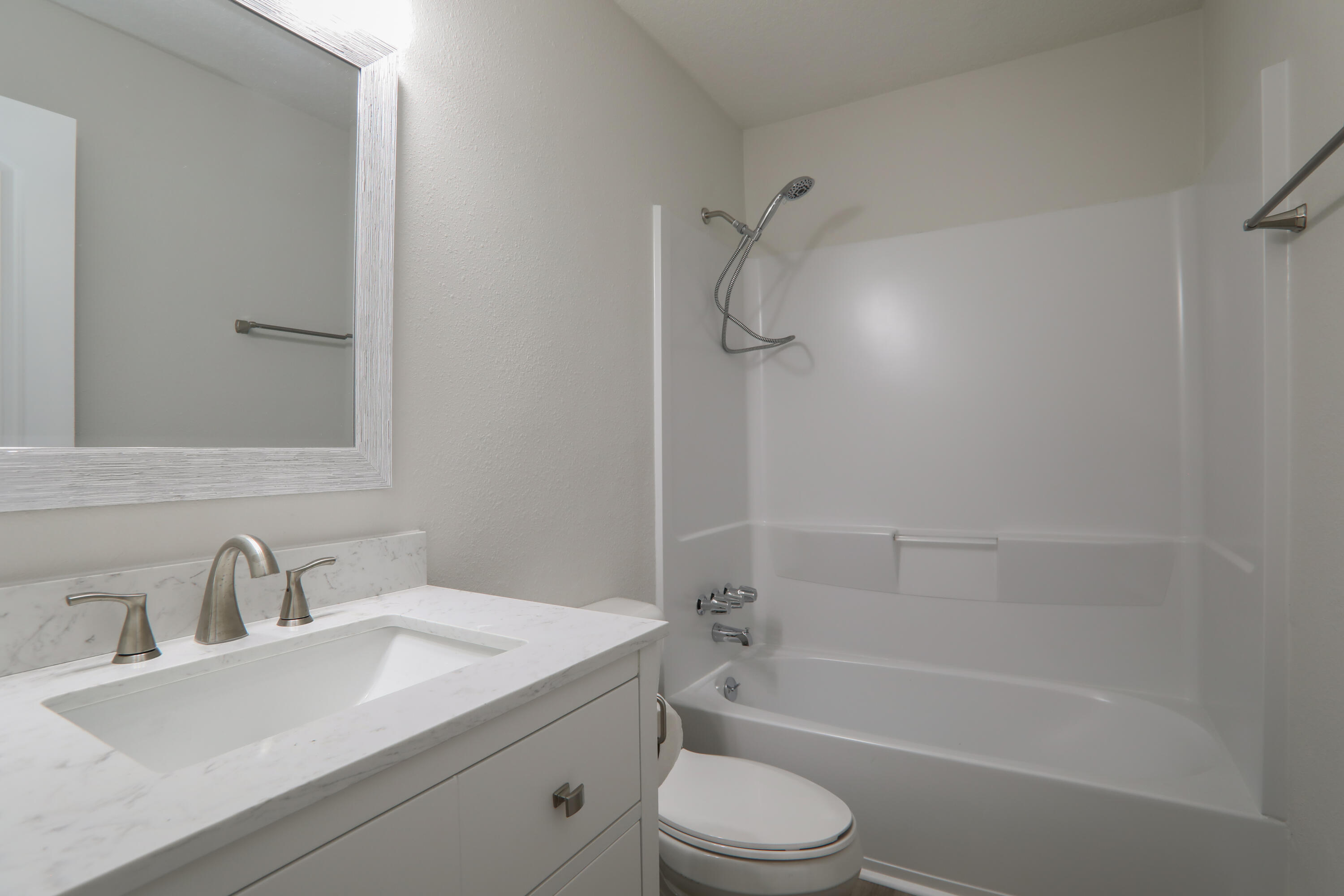 Santa Villa Golf & Country Club - Residential