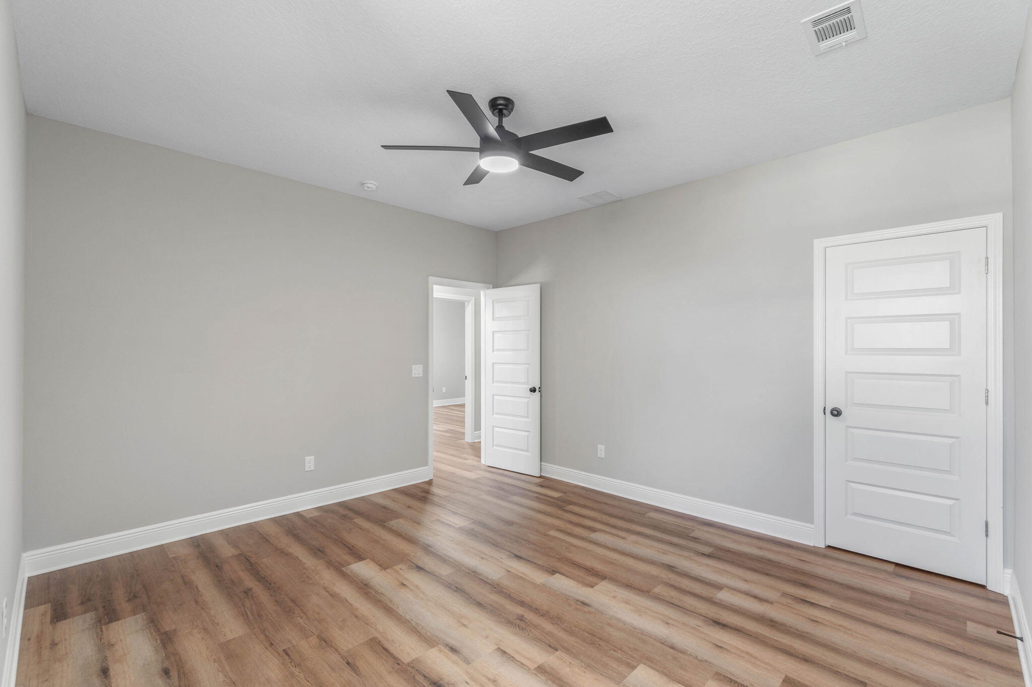 Madelyn Woods - Residential