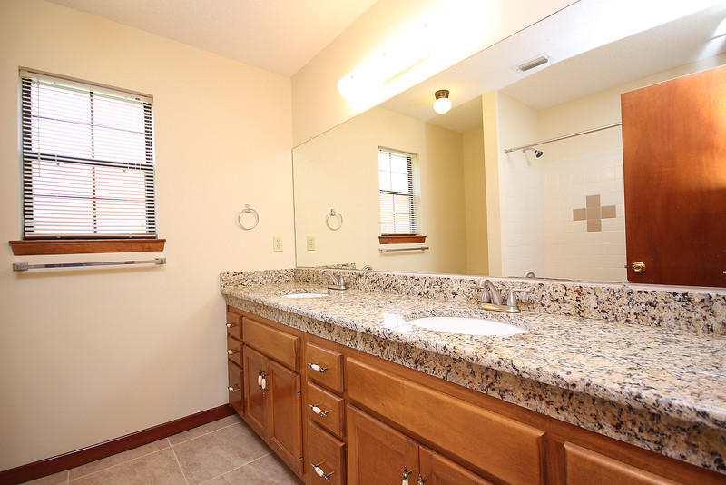 VALPARAISO PINECREST 5 - Residential