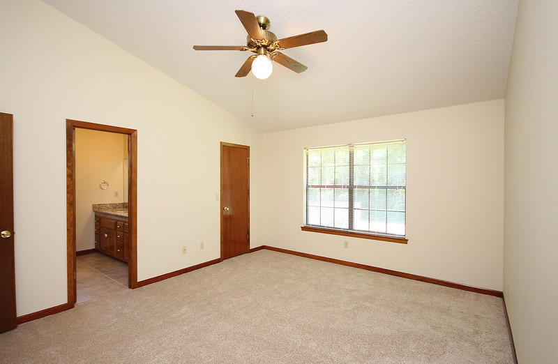 VALPARAISO PINECREST 5 - Residential