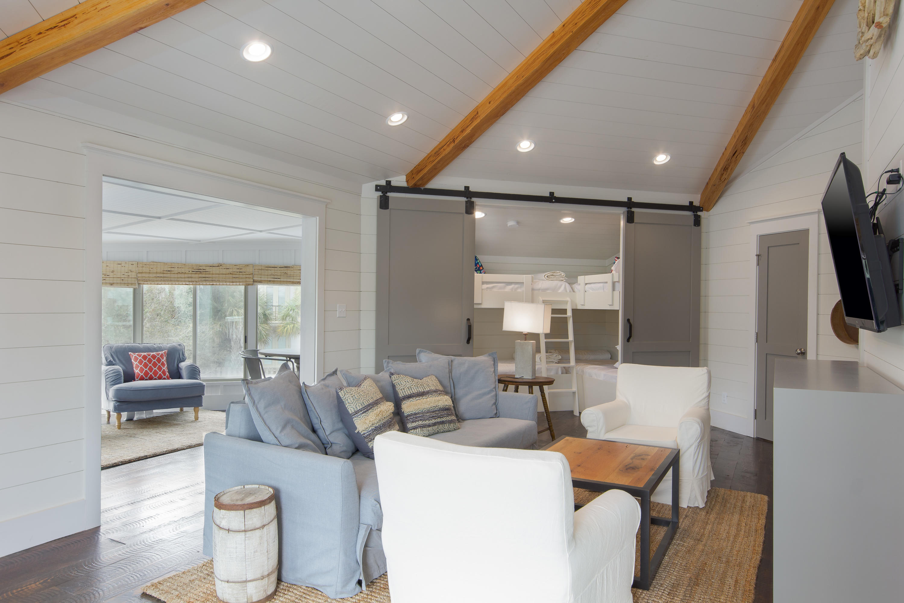 GULF SHORE MANOR - Residential