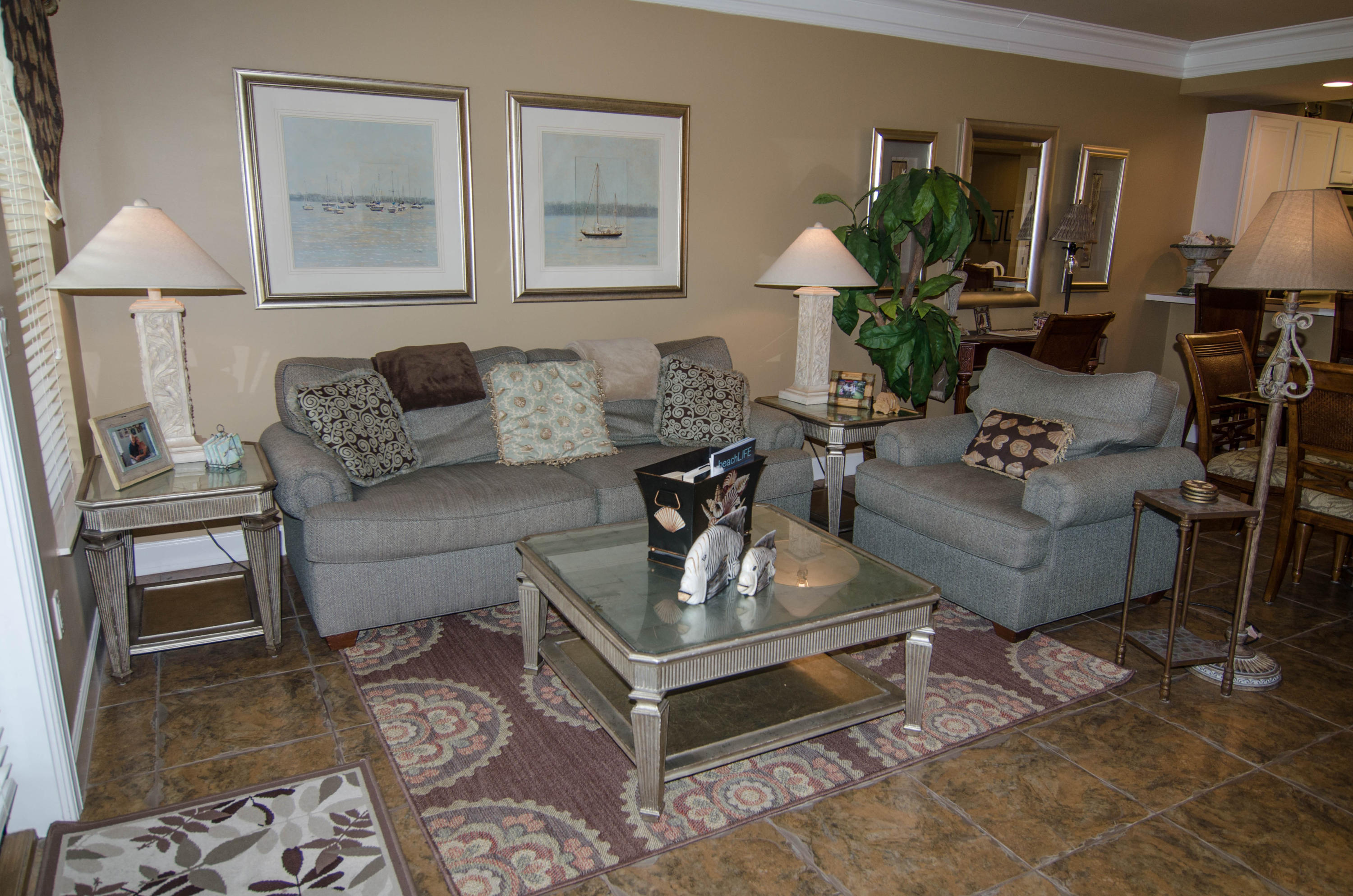 PAVILION PALMS - Residential