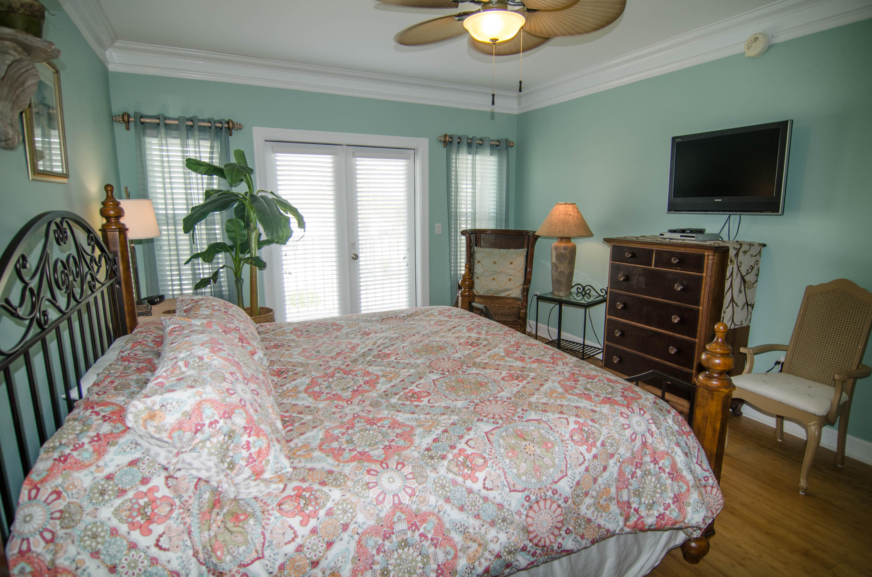 PAVILION PALMS - Residential