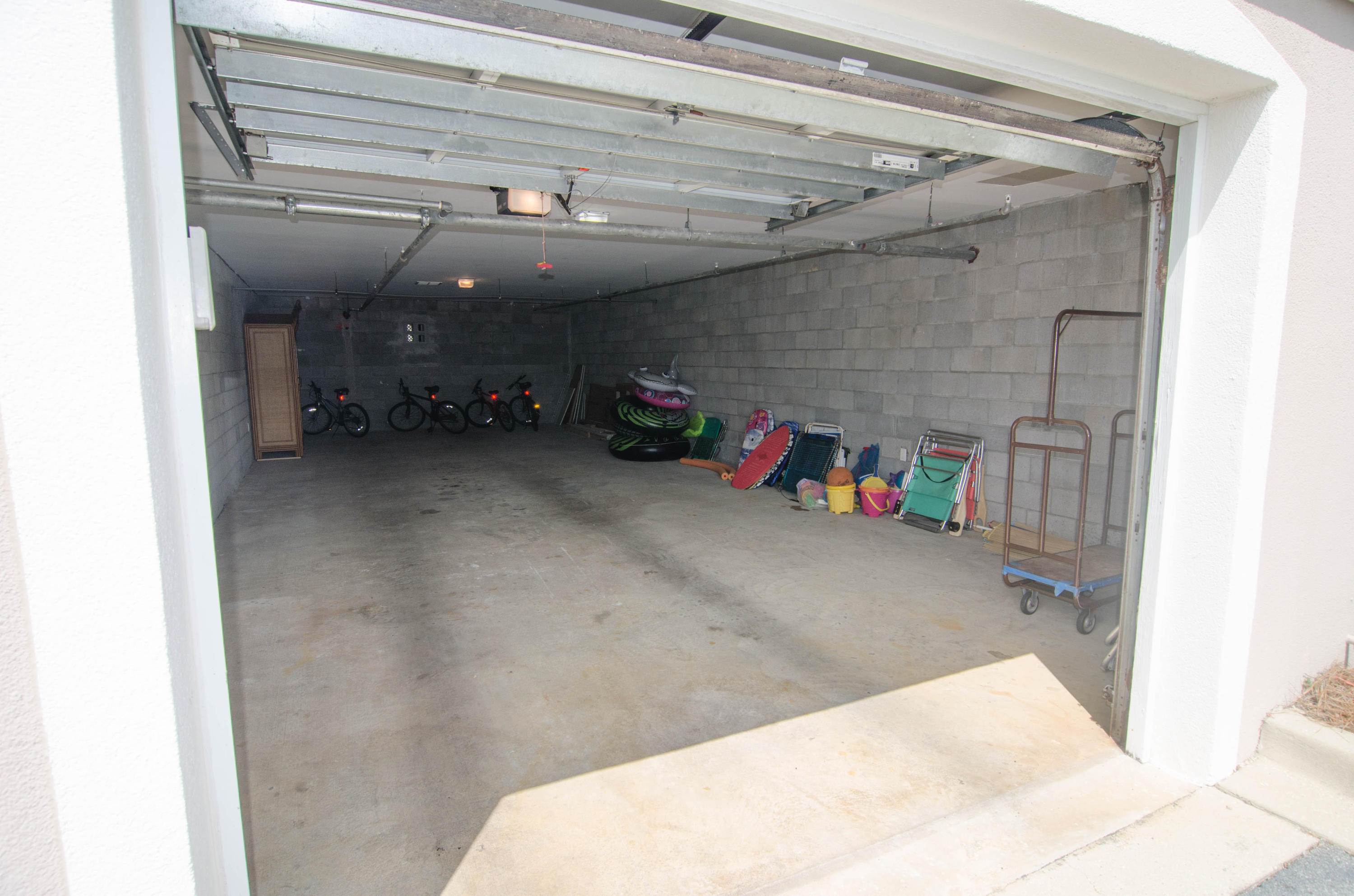 PAVILION PALMS - Residential