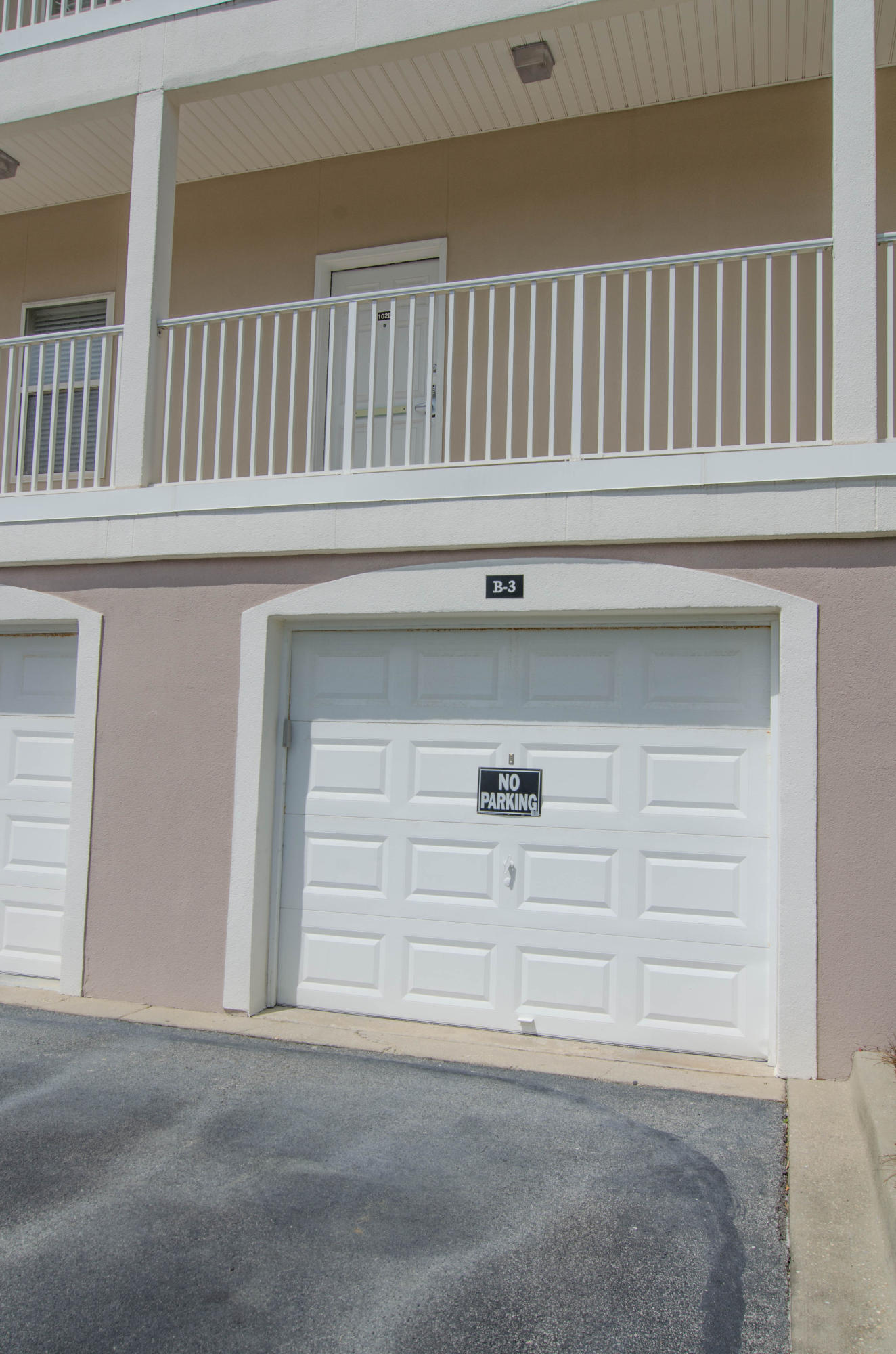 PAVILION PALMS - Residential