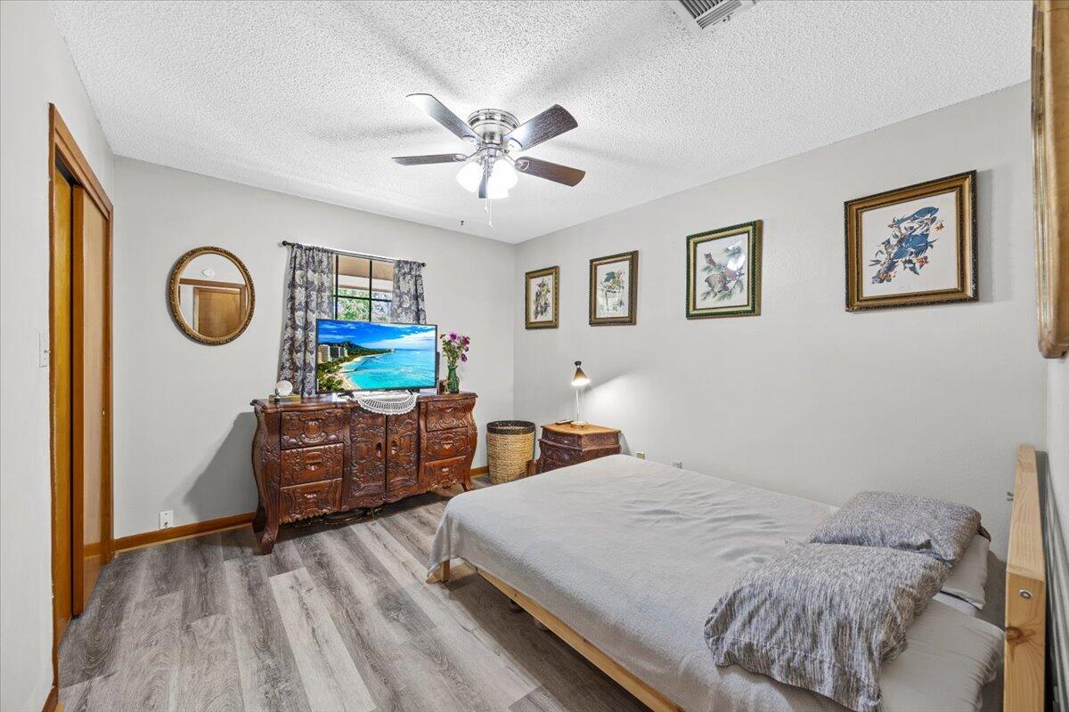 COUNTRYVIEW ESTATES 3RD ADDN - Residential
