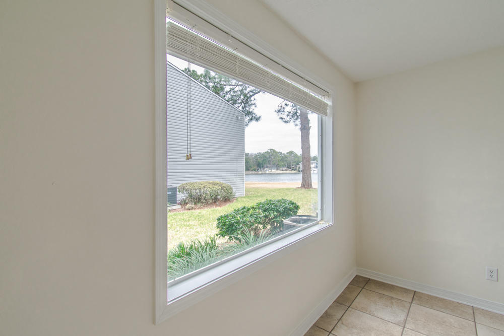 FINISTERRA CONDO - Residential