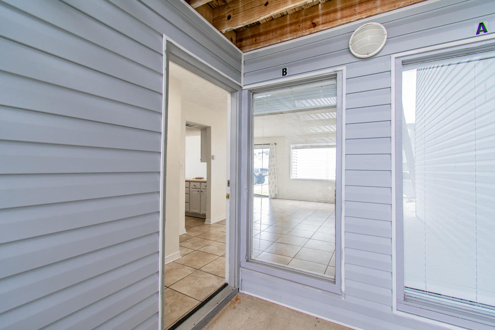 FINISTERRA CONDO - Residential