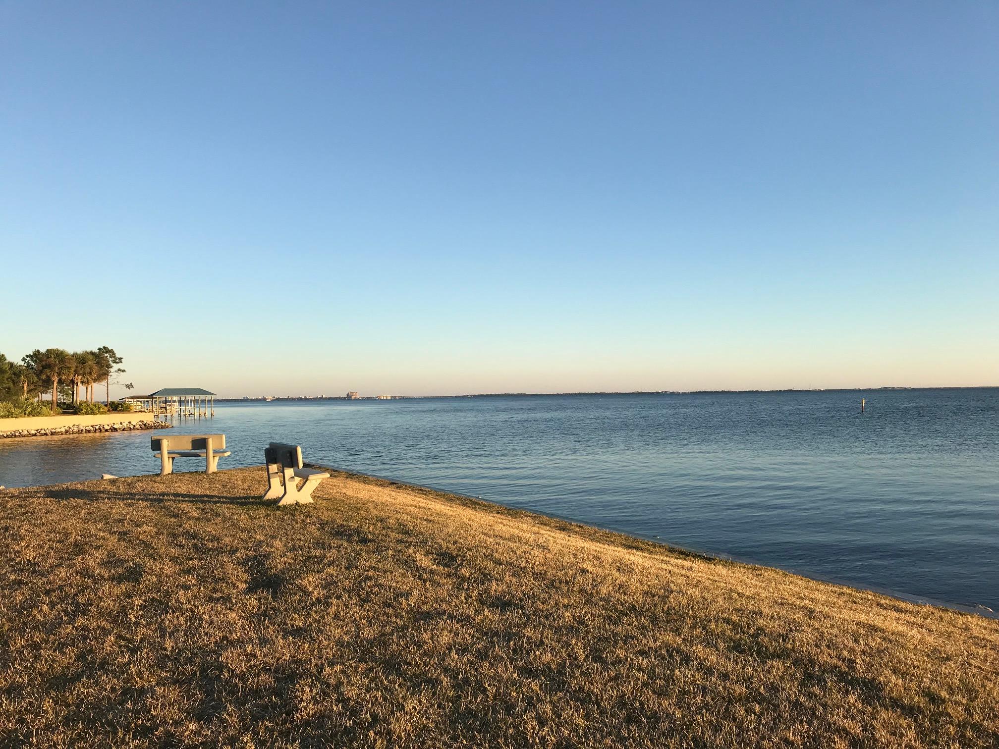 FINISTERRA CONDO - Residential