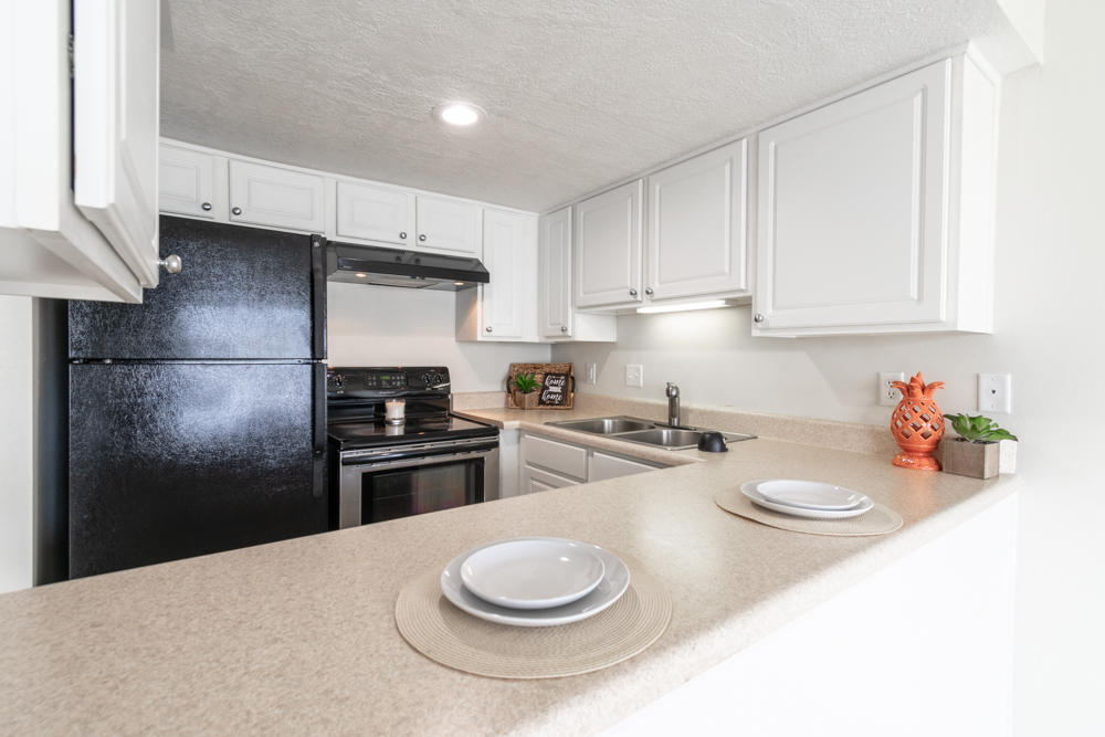 FINISTERRA CONDO - Residential