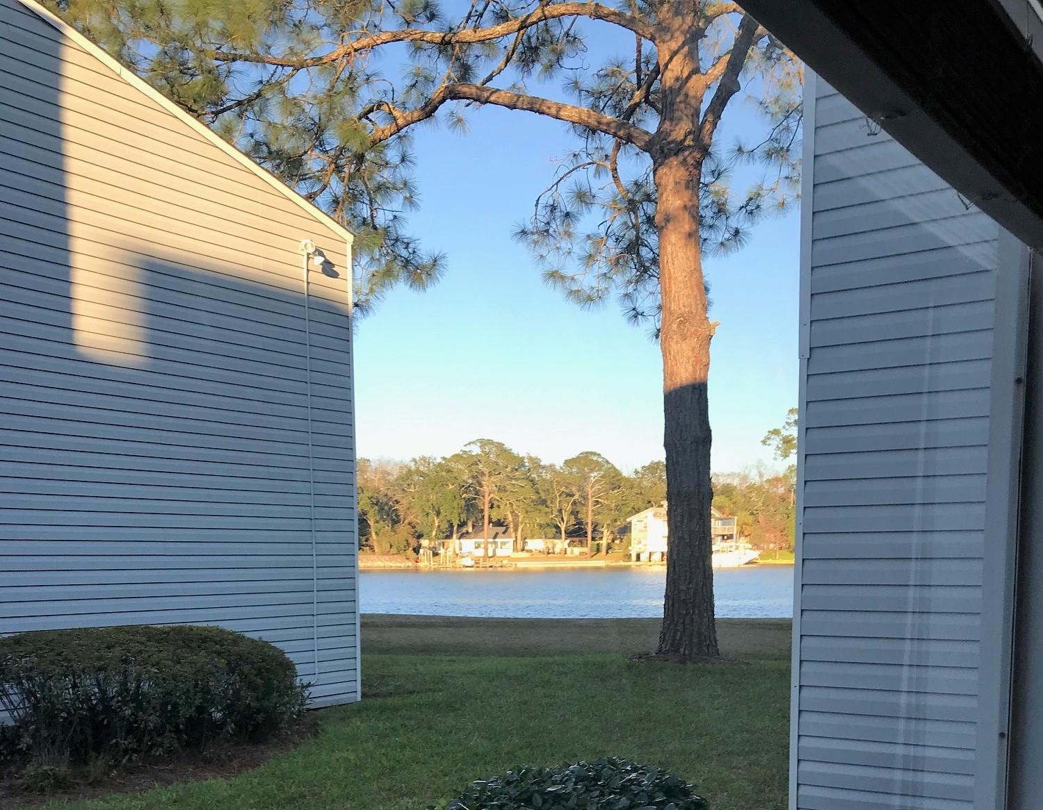 FINISTERRA CONDO - Residential