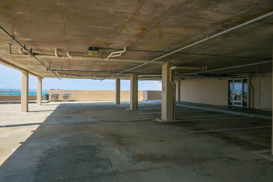 WATERVIEW TOWERS - Residential