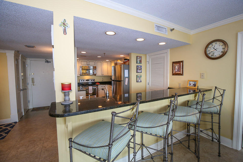 WATERVIEW TOWERS - Residential