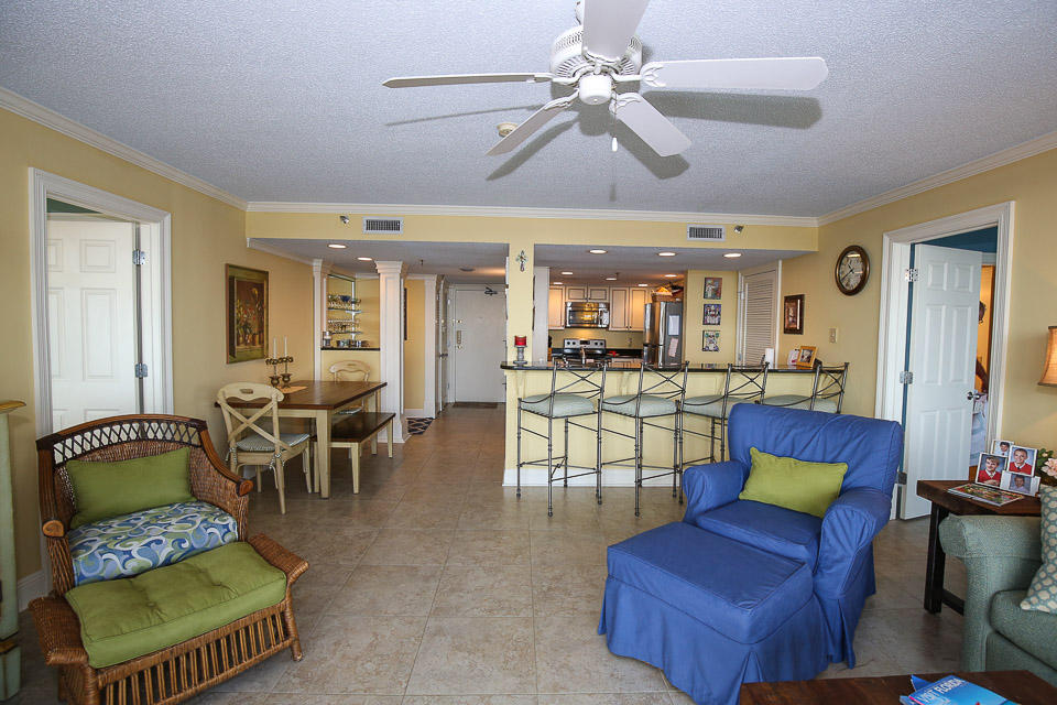 WATERVIEW TOWERS - Residential