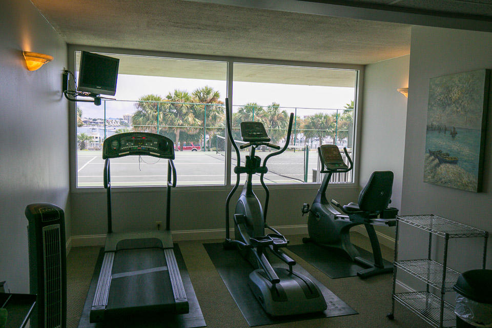 WATERVIEW TOWERS - Residential