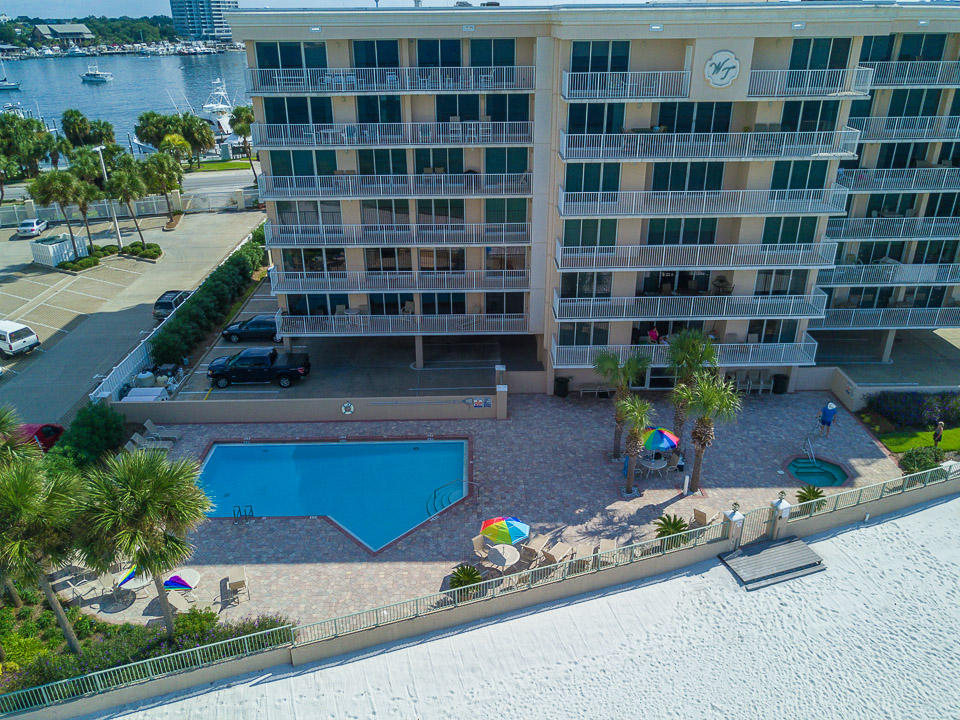 WATERVIEW TOWERS - Residential