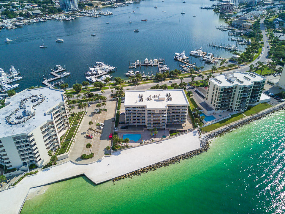 WATERVIEW TOWERS - Residential