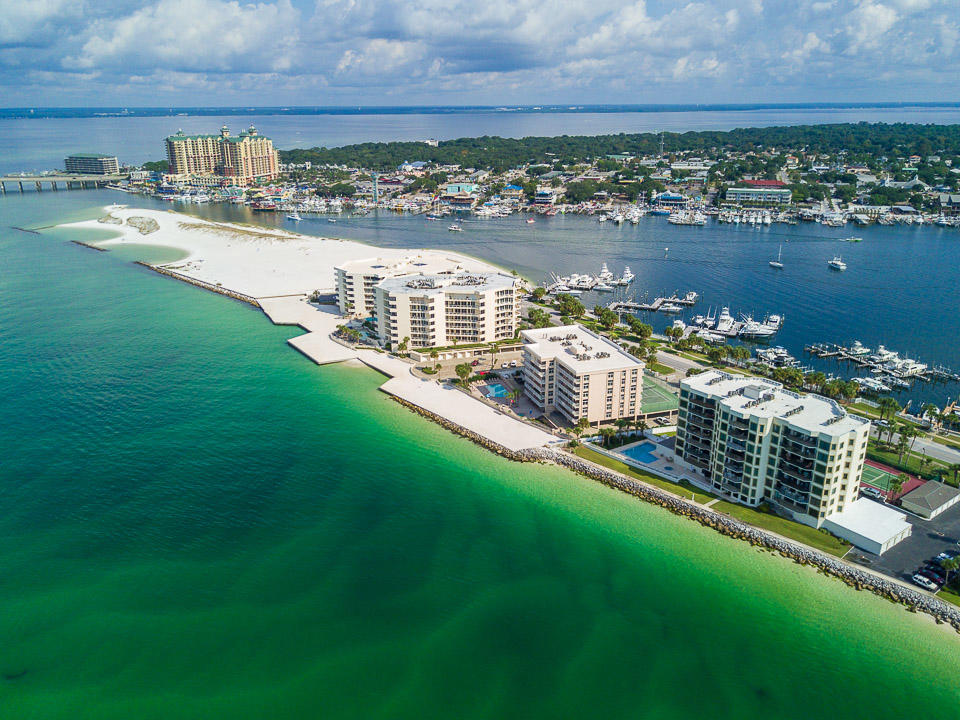 WATERVIEW TOWERS - Residential