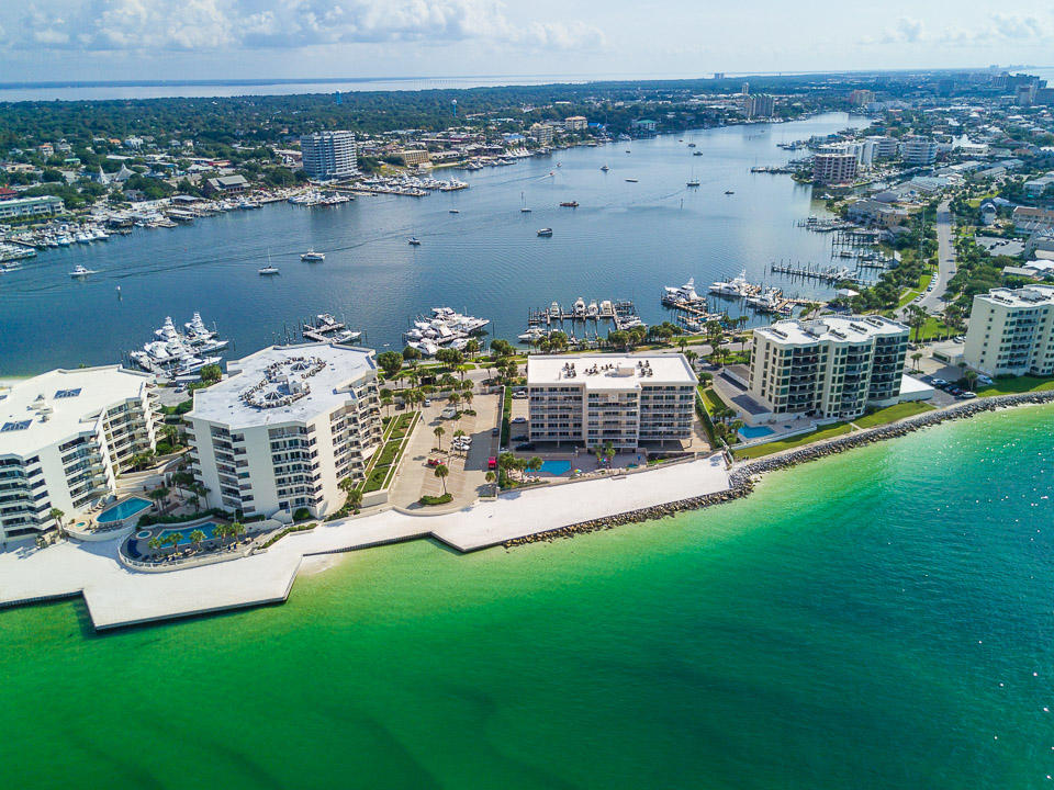 WATERVIEW TOWERS - Residential