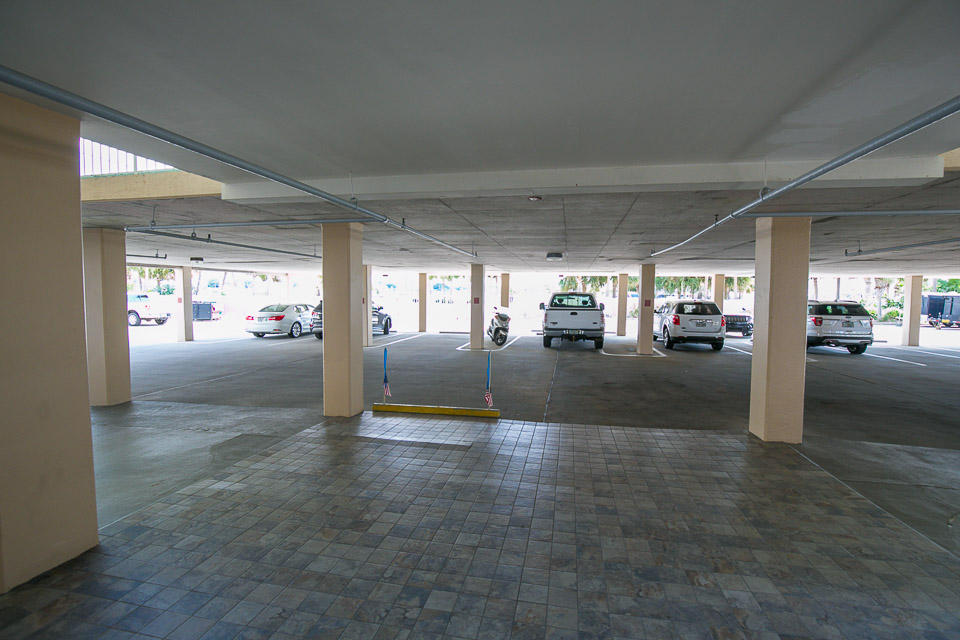 WATERVIEW TOWERS - Residential