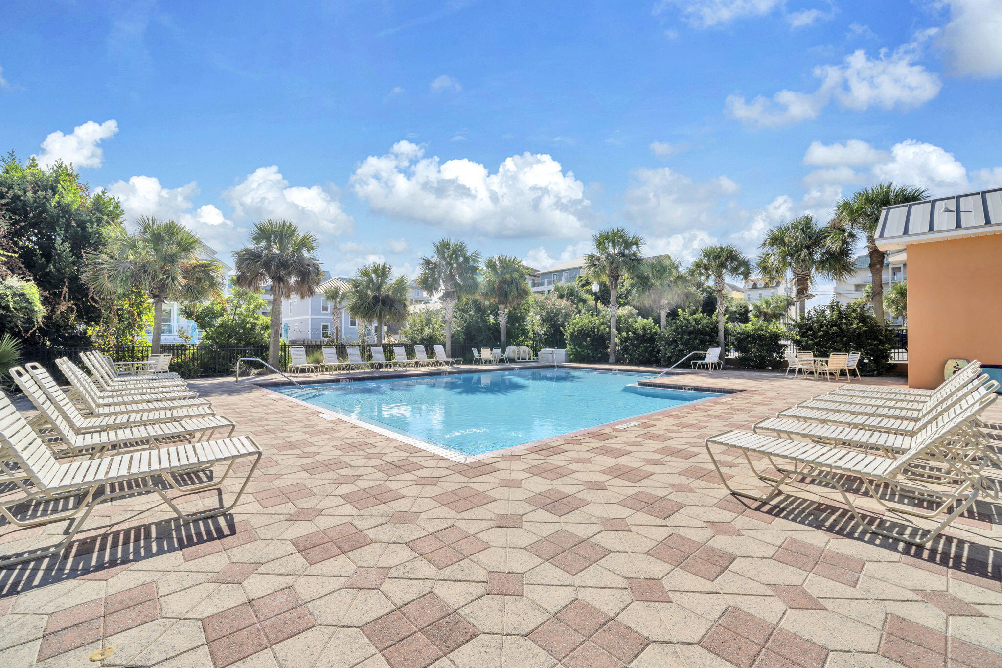 MIRAMAR BEACH VILLAS - Residential