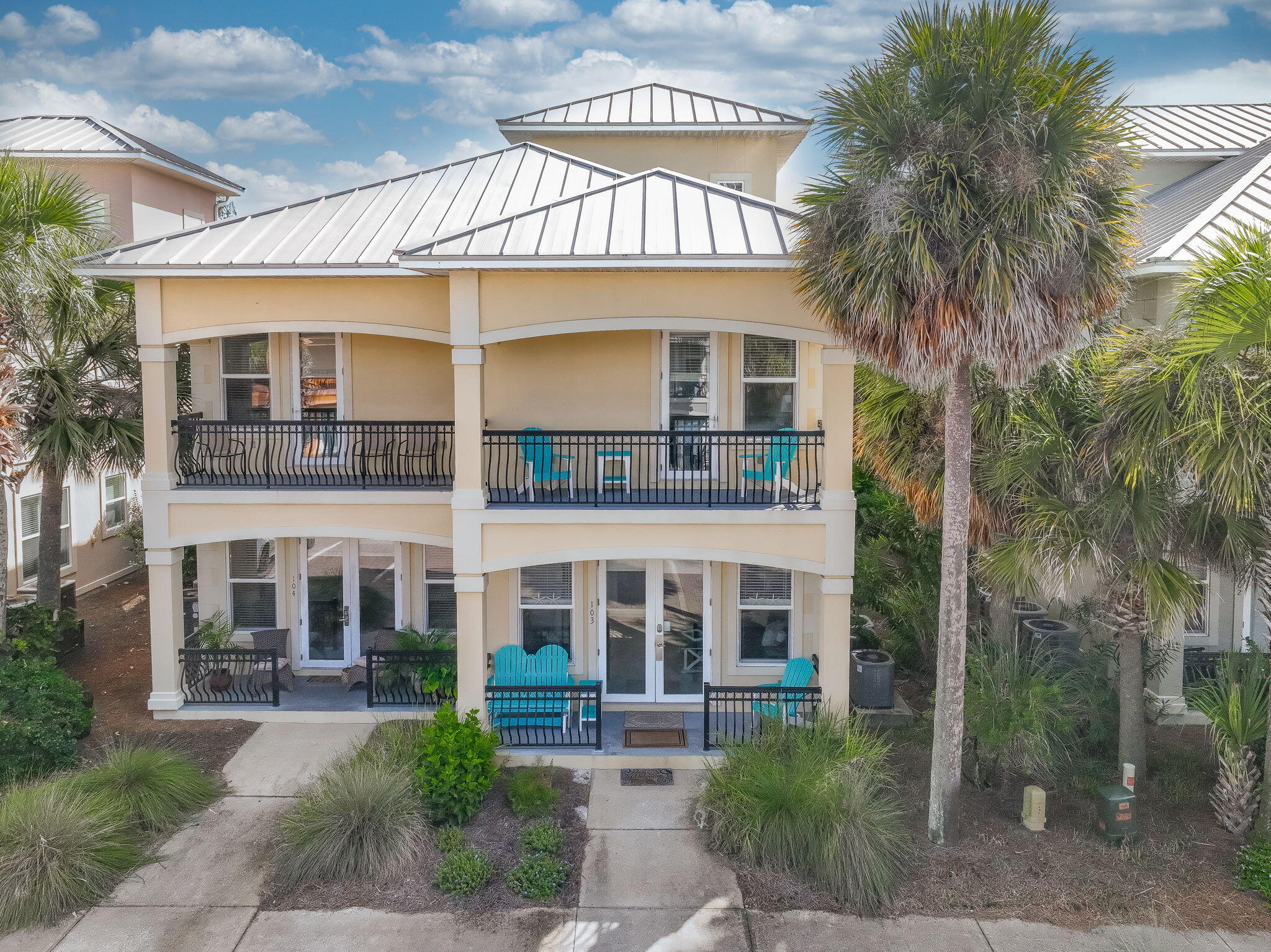 MIRAMAR BEACH VILLAS - Residential