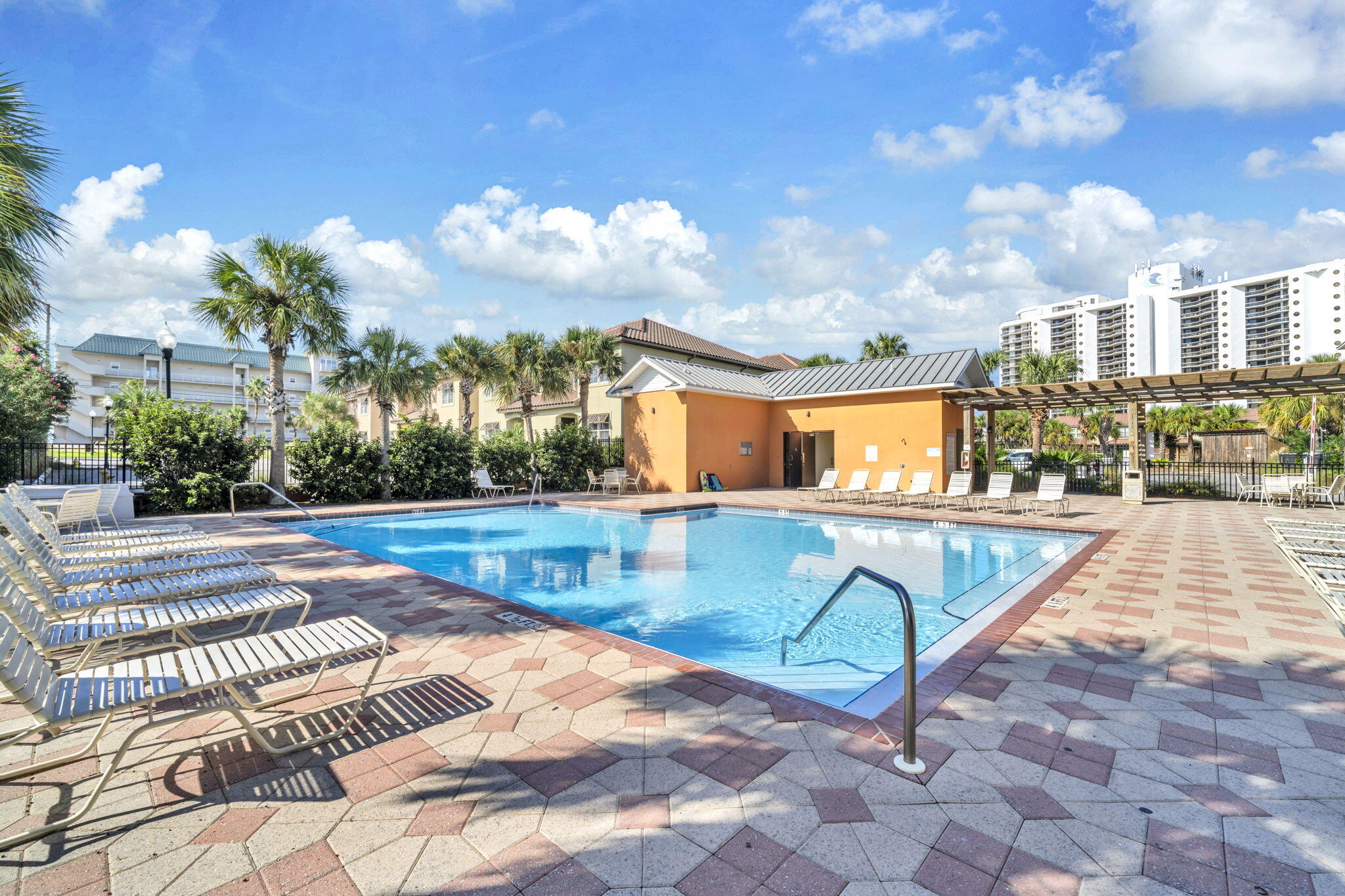 MIRAMAR BEACH VILLAS - Residential