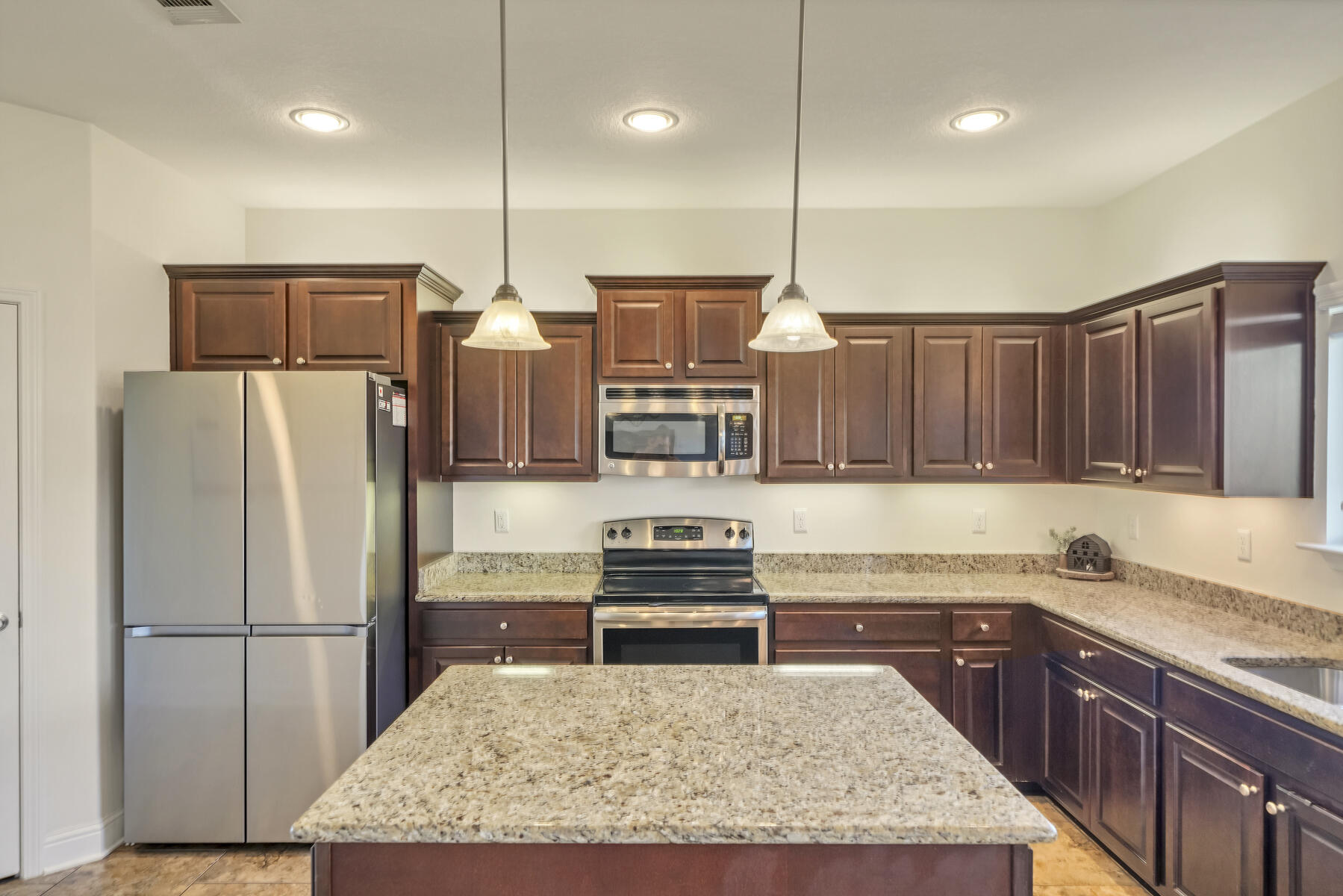 THE MEADOWS - Residential