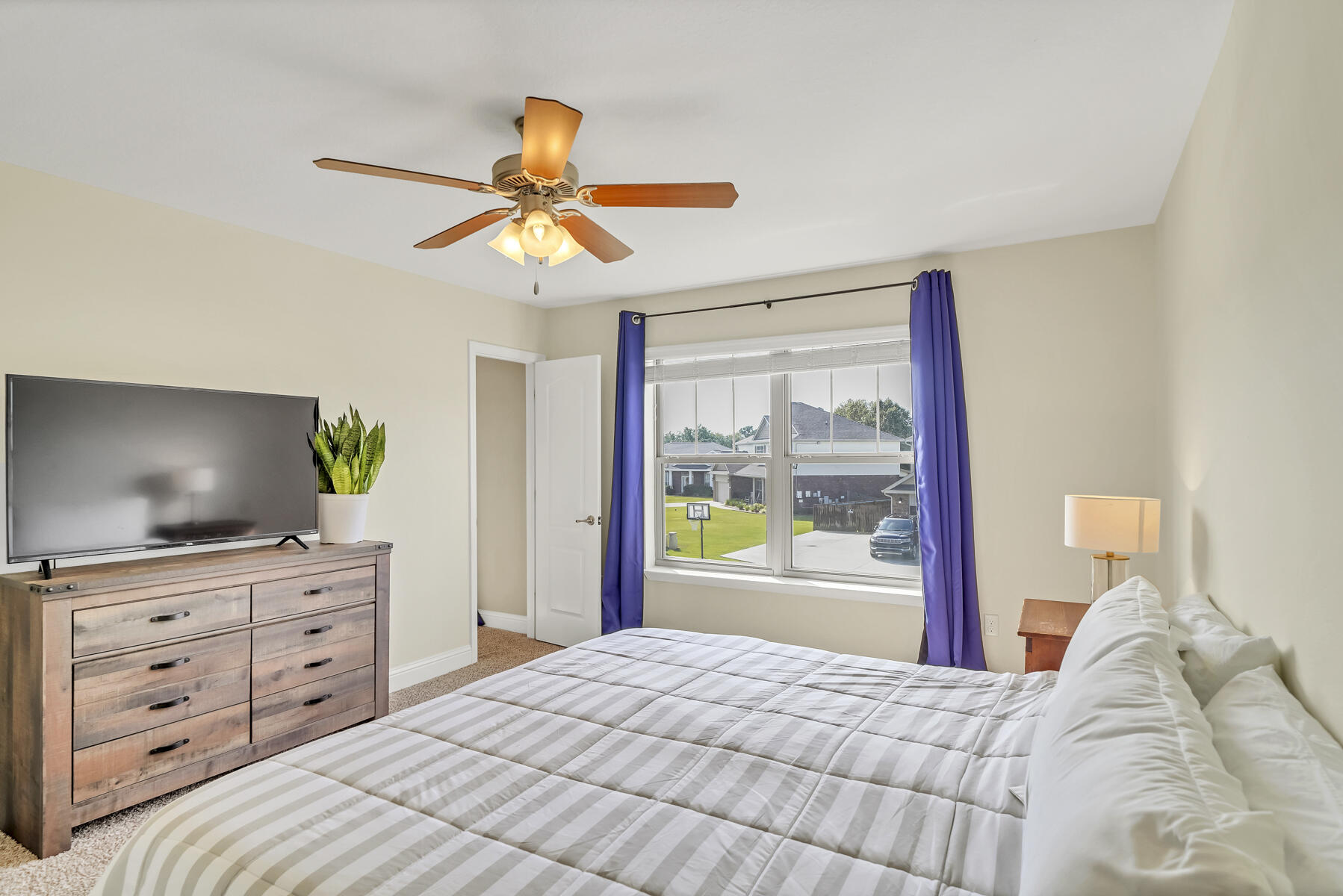 THE MEADOWS - Residential